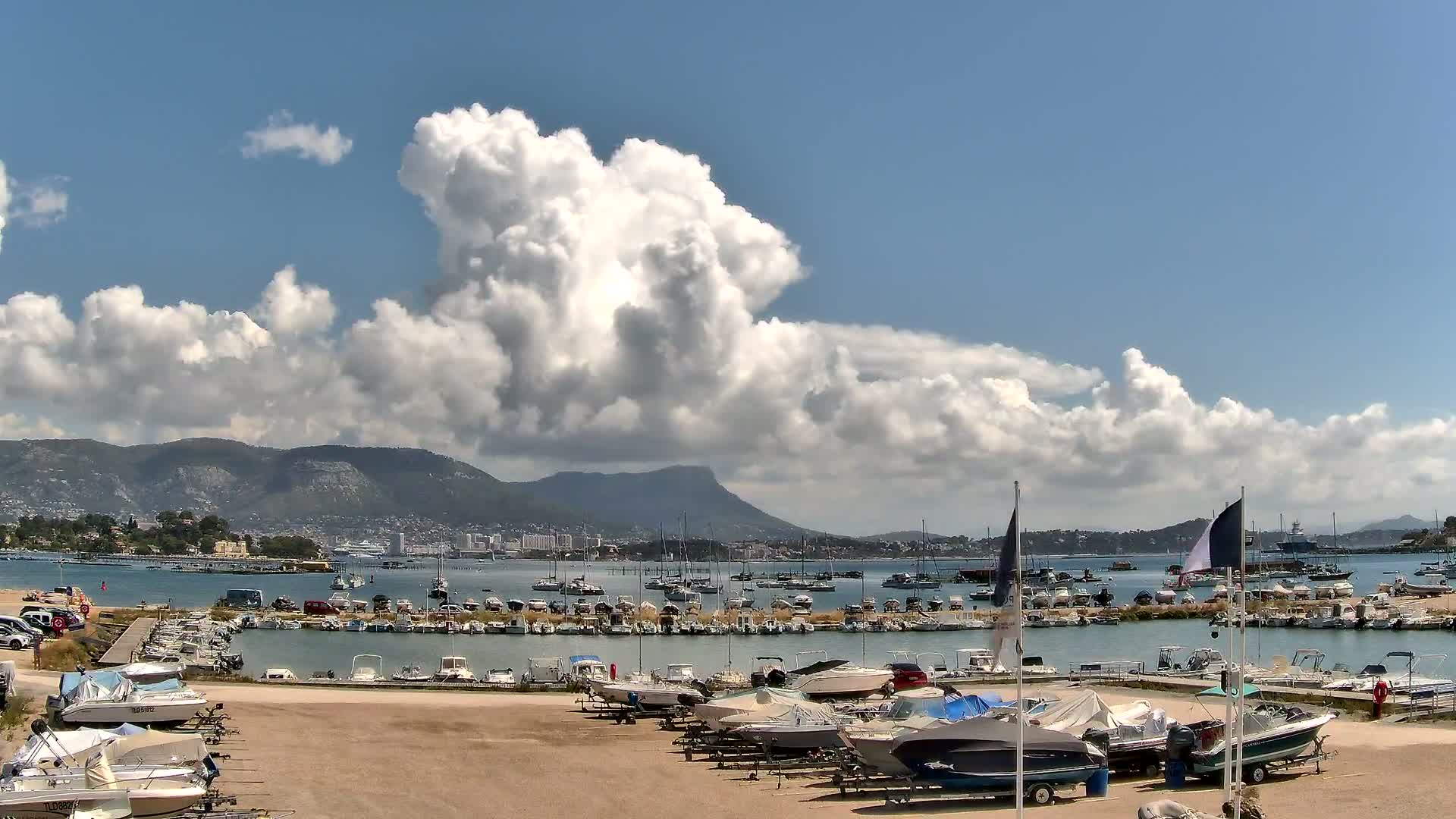 La Seyne-Sur-Mer & Toulon City View from Port du Lazaret View Live Cam - Toulon, Var, Provence-Alpes-Côte d’Azur, France
