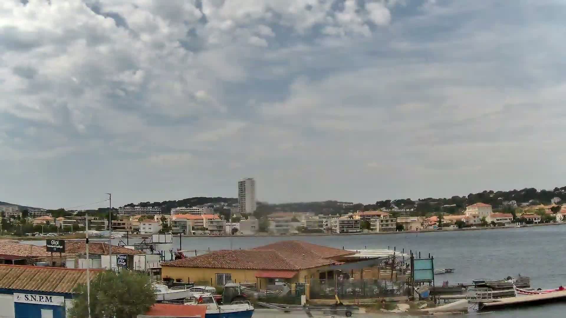 La Seyne-Sur-Mer & Toulon City View from Port du Lazaret View Live Cam - Toulon, Var, Provence-Alpes-Côte d’Azur, France