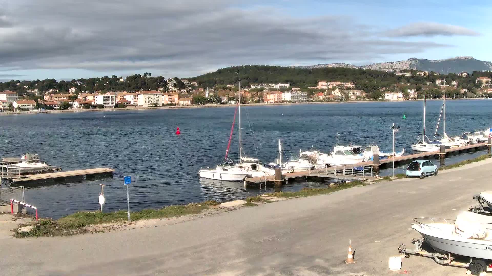 La Seyne-Sur-Mer & Toulon City View from Port du Lazaret View Live Cam - Toulon, Var, Provence-Alpes-Côte d’Azur, France