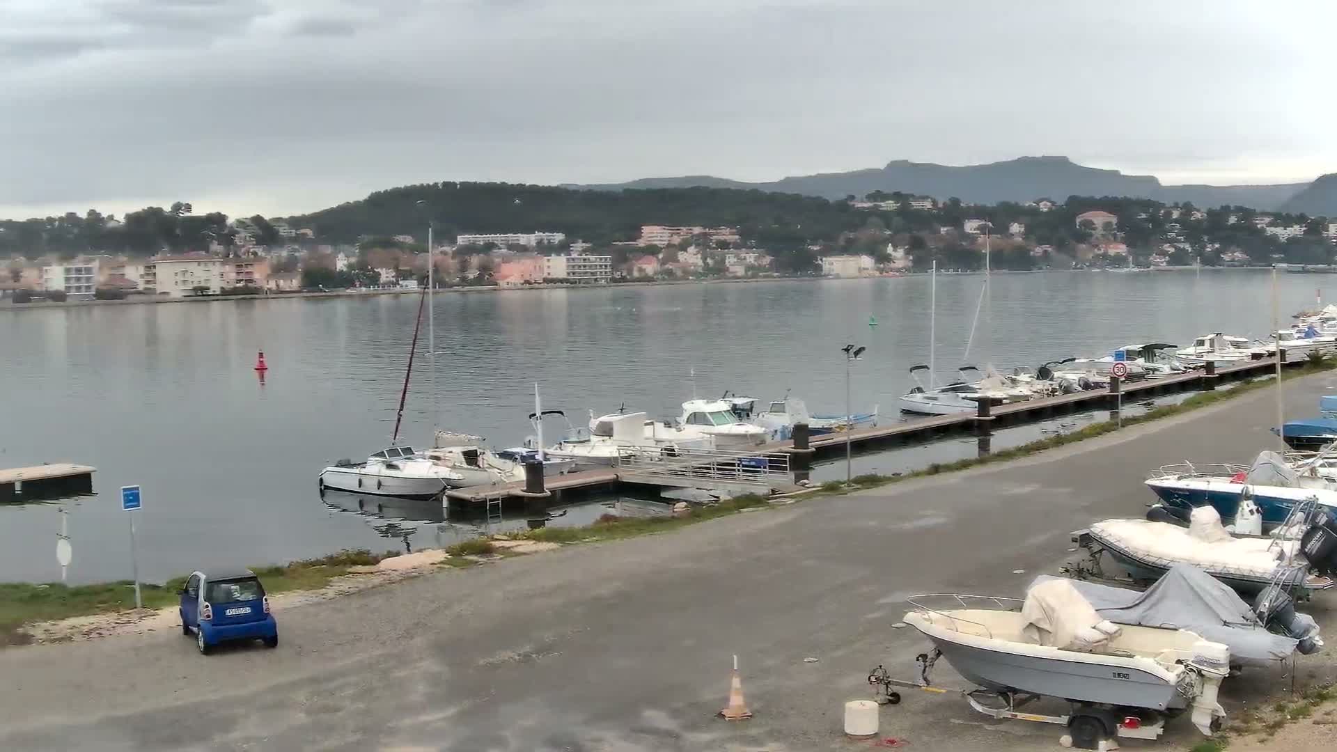 La Seyne-Sur-Mer & Toulon City View from Port du Lazaret View Live Cam - Toulon, Var, Provence-Alpes-Côte d’Azur, France