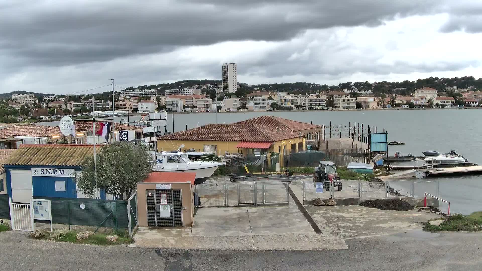 La Seyne-Sur-Mer & Toulon City View from Port du Lazaret View Live Cam - Toulon, Var, Provence-Alpes-Côte d’Azur, France