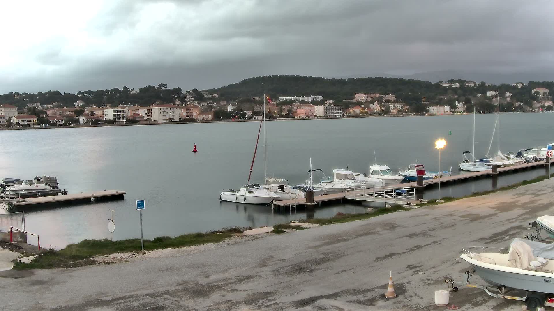 La Seyne-Sur-Mer & Toulon City View from Port du Lazaret View Live Cam - Toulon, Var, Provence-Alpes-Côte d’Azur, France