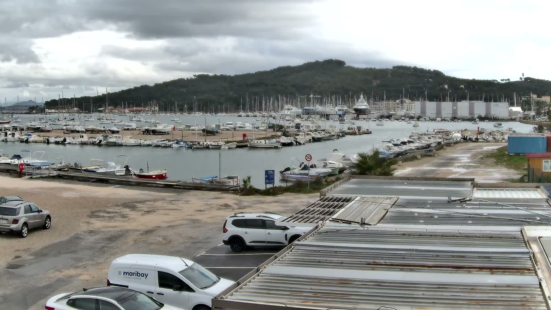 La Seyne-Sur-Mer & Toulon City View from Port du Lazaret View Live Cam - Toulon, Var, Provence-Alpes-Côte d’Azur, France