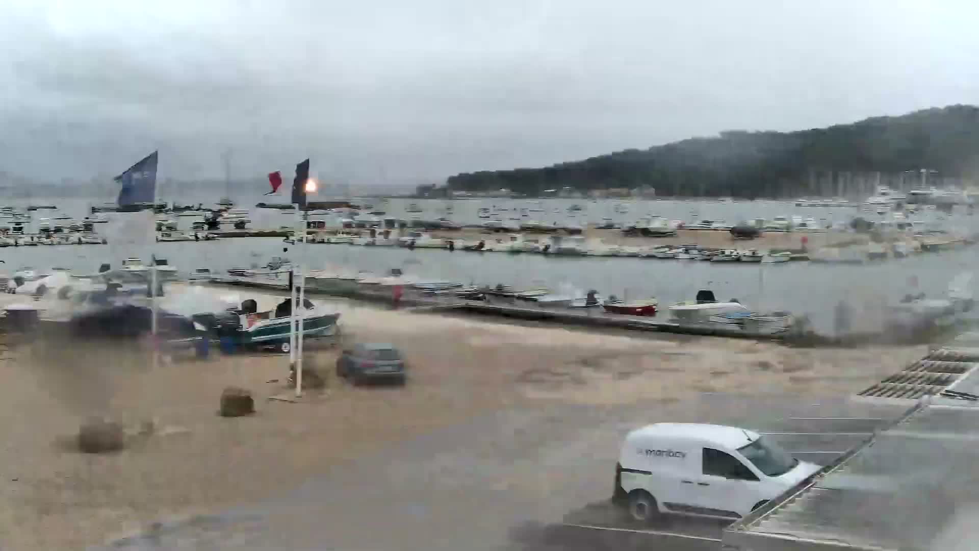 La Seyne-Sur-Mer & Toulon City View from Port du Lazaret View Live Cam - Toulon, Var, Provence-Alpes-Côte d’Azur, France