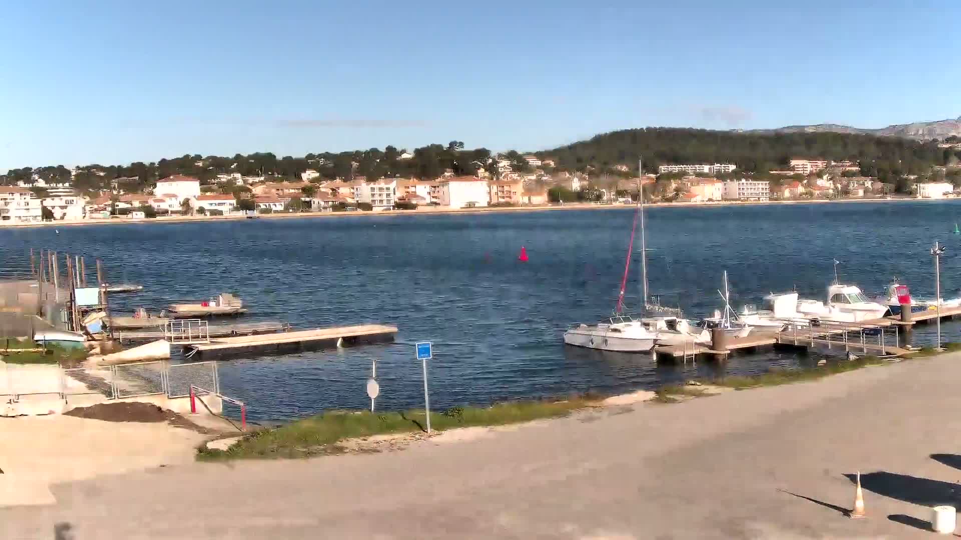 La Seyne-Sur-Mer & Toulon City View from Port du Lazaret View Live Cam - Toulon, Var, Provence-Alpes-Côte d’Azur, France