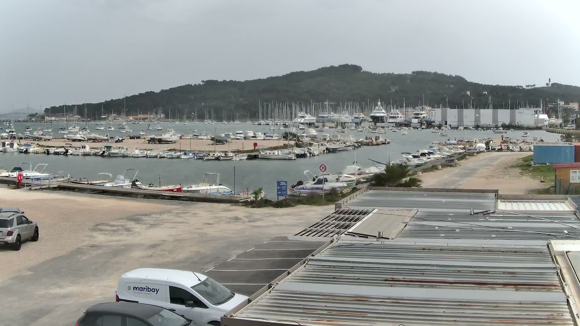 La Seyne-Sur-Mer & Toulon City View from Port du Lazaret View Live Cam - Toulon, Var, Provence-Alpes-Côte d’Azur, France