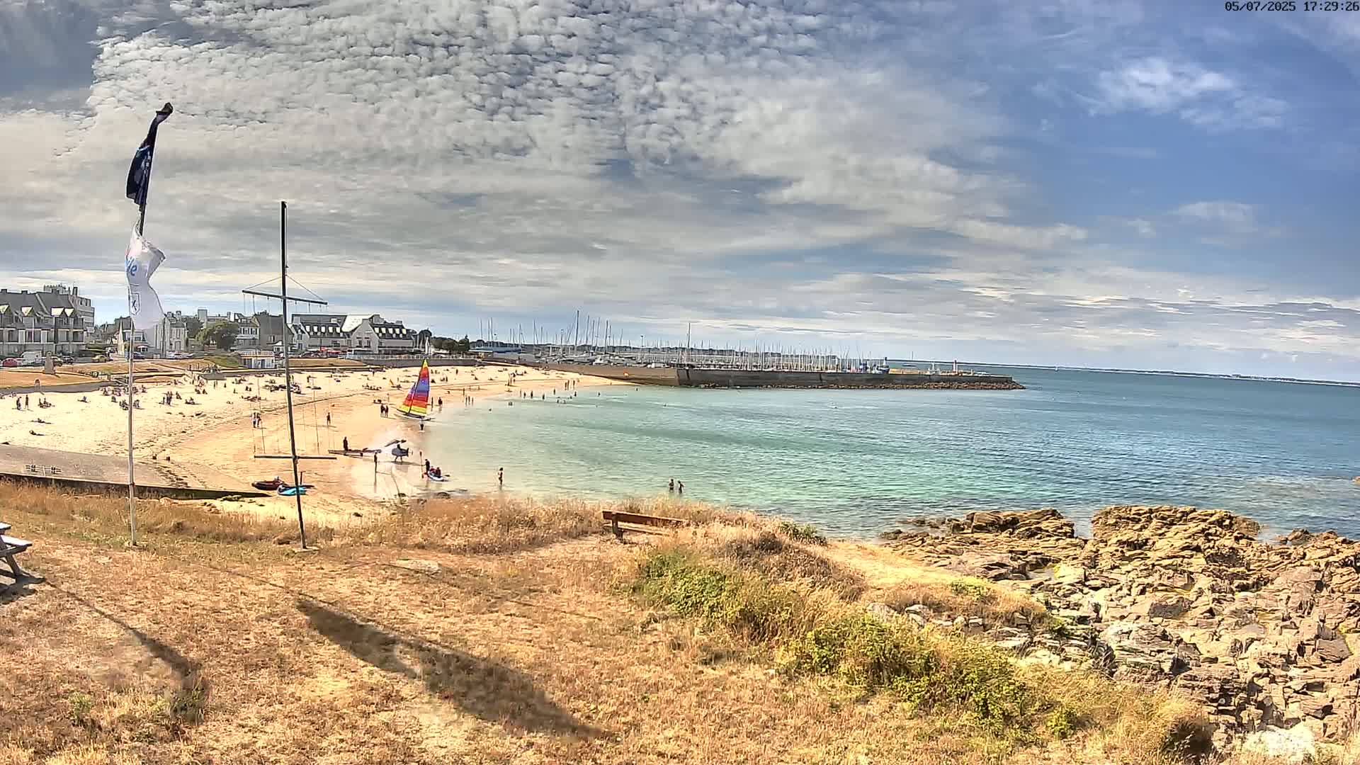 Quiberon, ASNQ & Plage du Porigo Beach Live Cam - Lorient, Morbihan, Bretagne, France