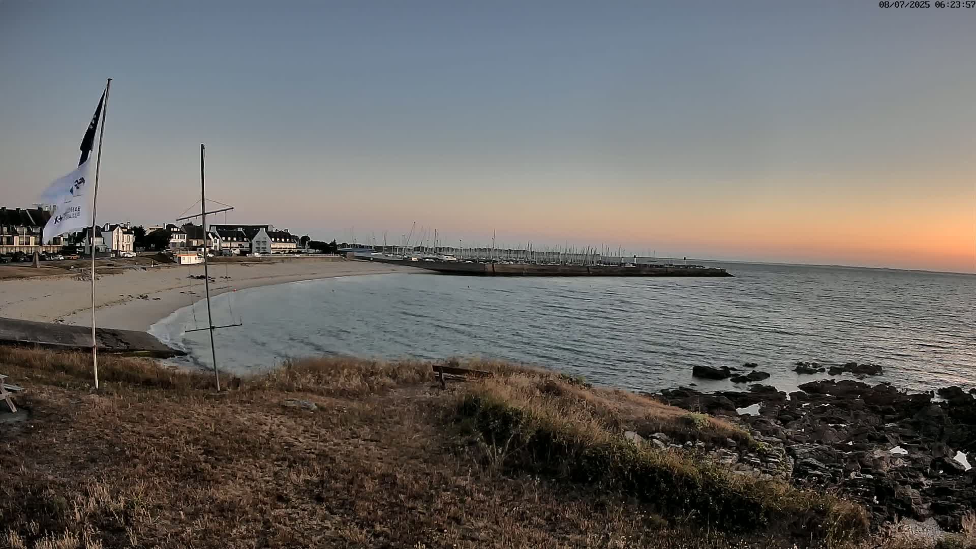 Quiberon, ASNQ & Plage du Porigo Beach Live Cam - Lorient, Morbihan, Bretagne, France