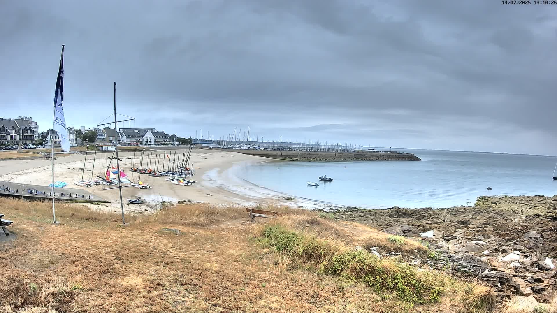 Quiberon, ASNQ & Plage du Porigo Beach Live Cam - Lorient, Morbihan, Bretagne, France