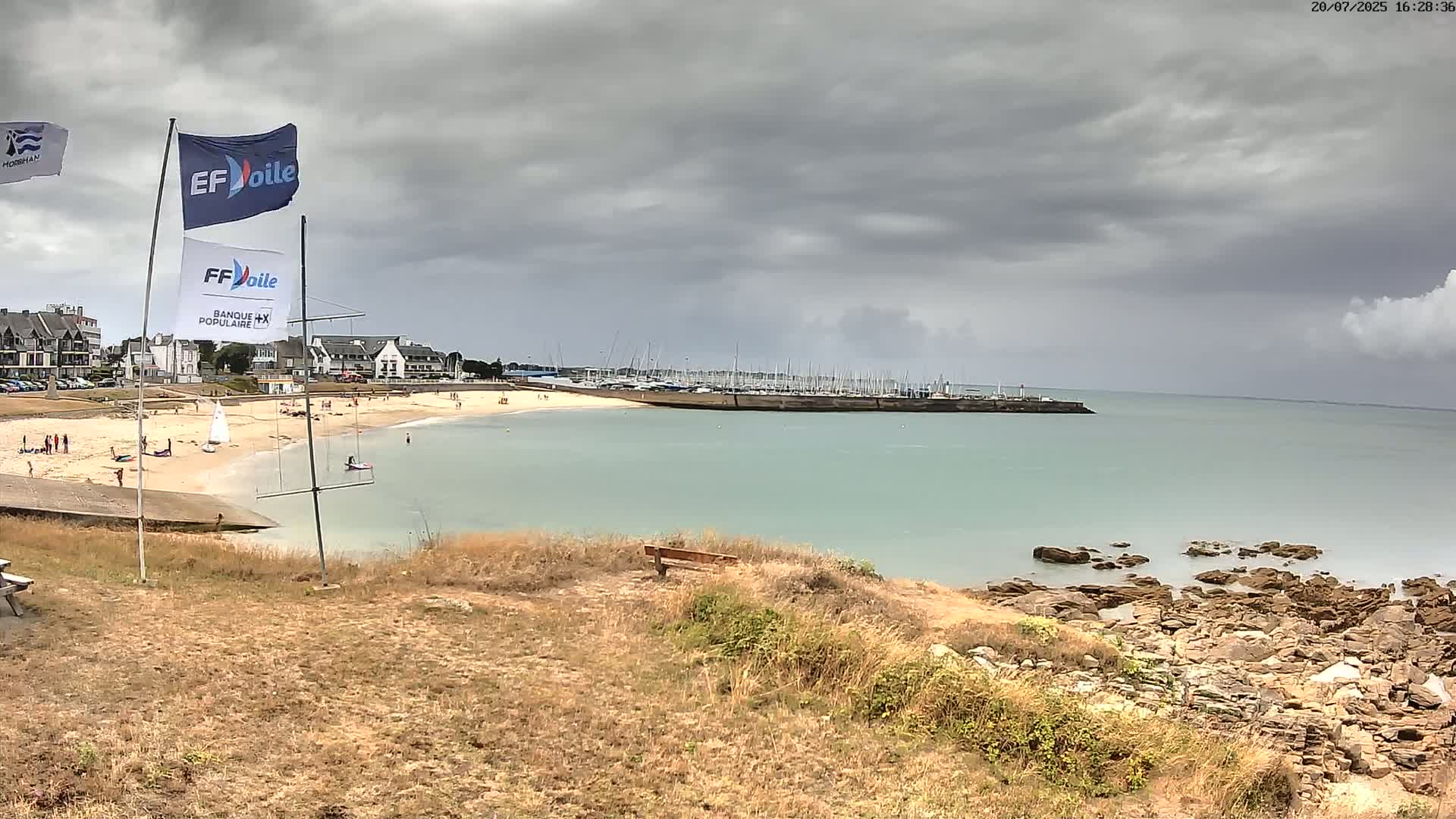 Quiberon, ASNQ & Plage du Porigo Beach Live Cam - Lorient, Morbihan, Bretagne, France
