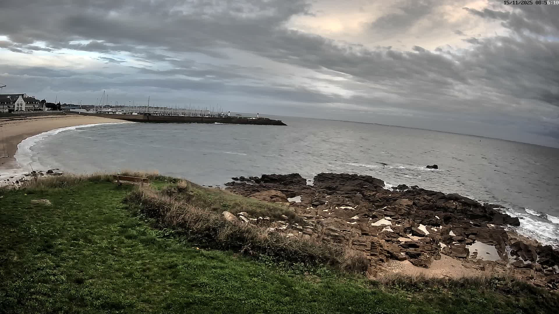 Quiberon, ASNQ & Plage du Porigo Beach Live Cam - Lorient, Morbihan, Bretagne, France