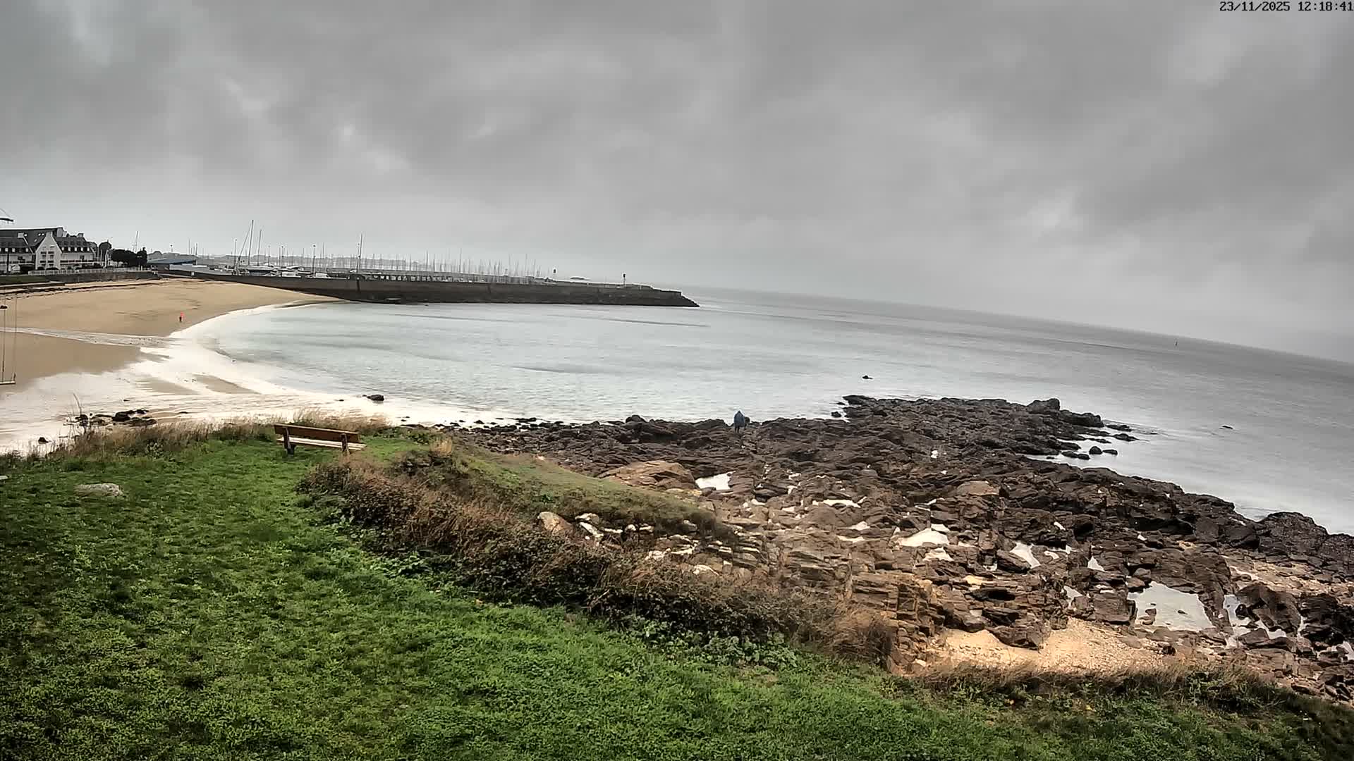 Quiberon, ASNQ & Plage du Porigo Beach Live Cam - Lorient, Morbihan, Bretagne, France