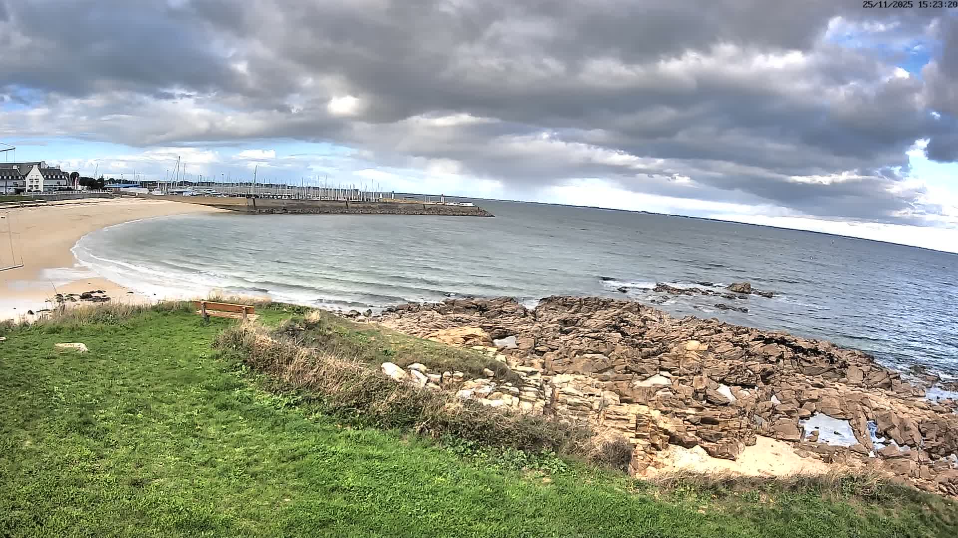 Quiberon, ASNQ & Plage du Porigo Beach Live Cam - Lorient, Morbihan, Bretagne, France