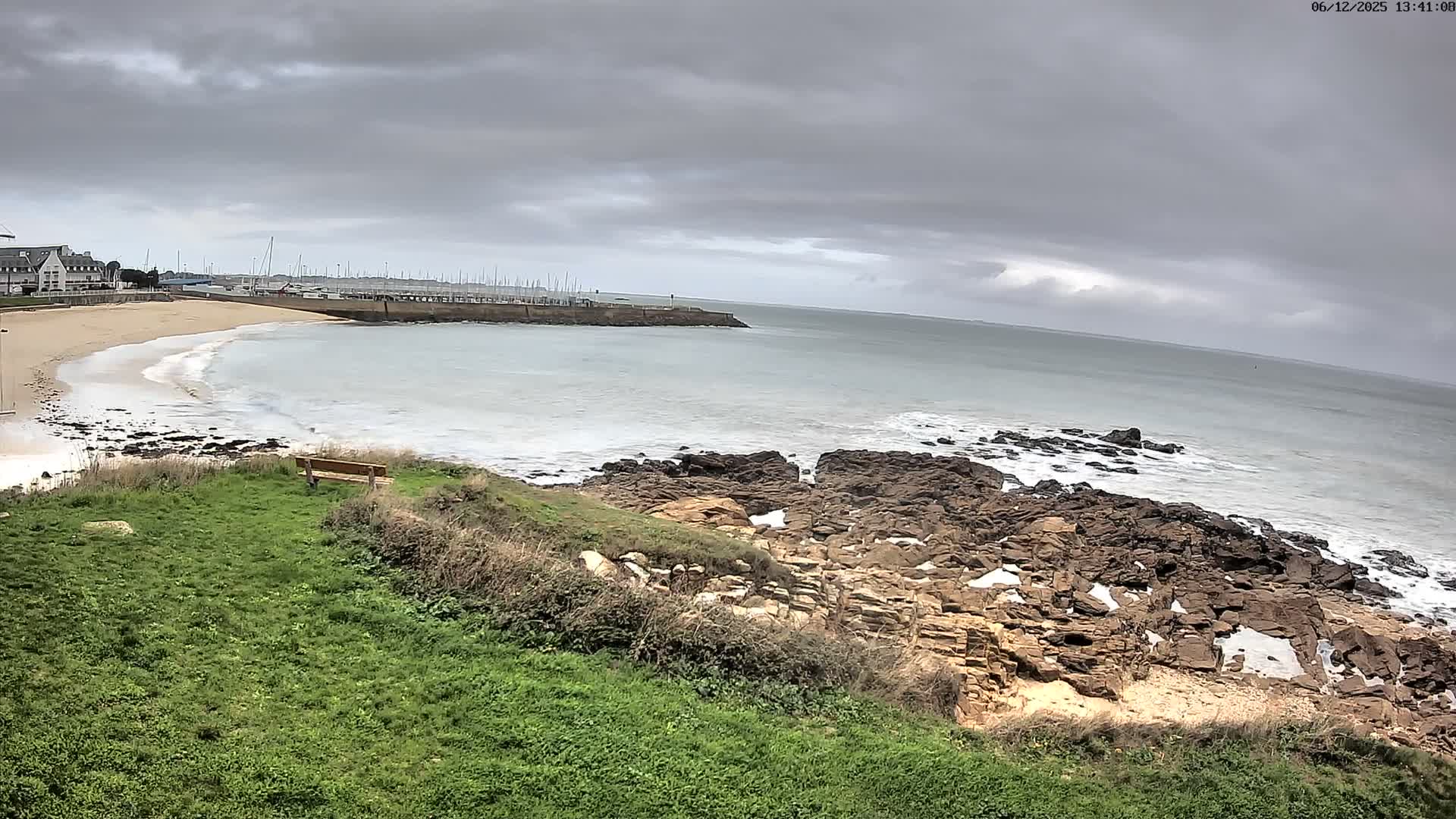 Quiberon, ASNQ & Plage du Porigo Beach Live Cam - Lorient, Morbihan, Bretagne, France