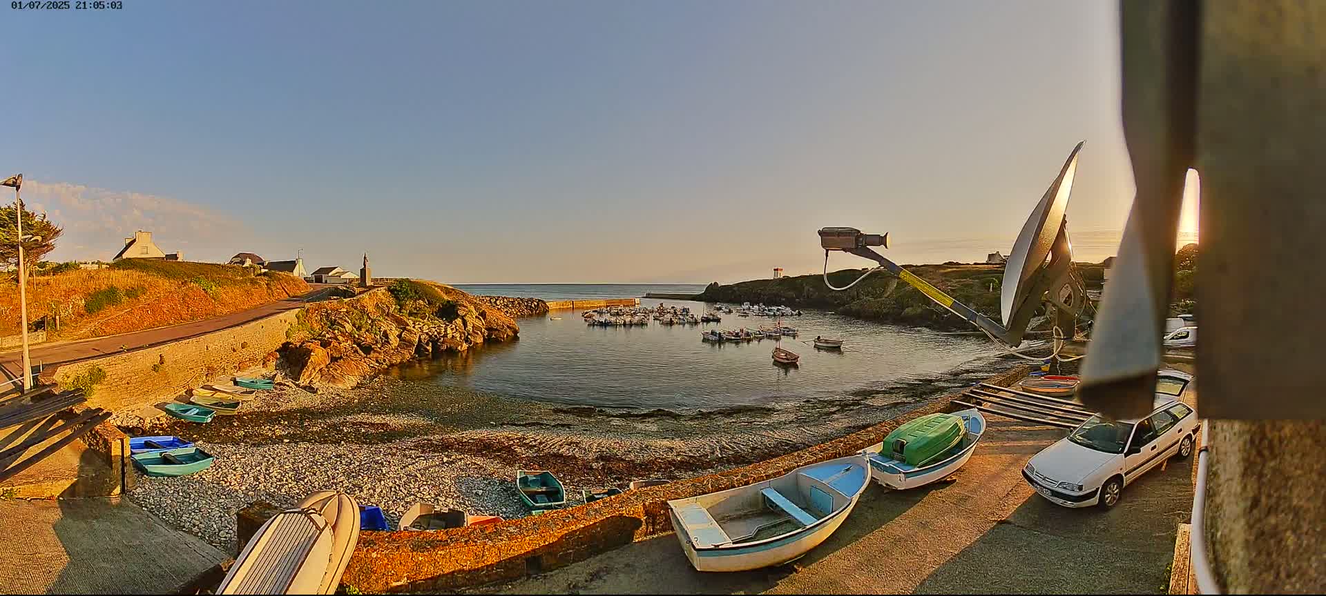 Plouhinec, Pors Poulhan Port Live Cam - Quimper, Finistère, Bretagne, France