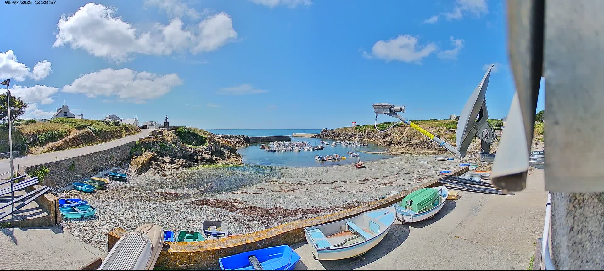 Plouhinec, Pors Poulhan Port Live Cam - Quimper, Finistère, Bretagne, France