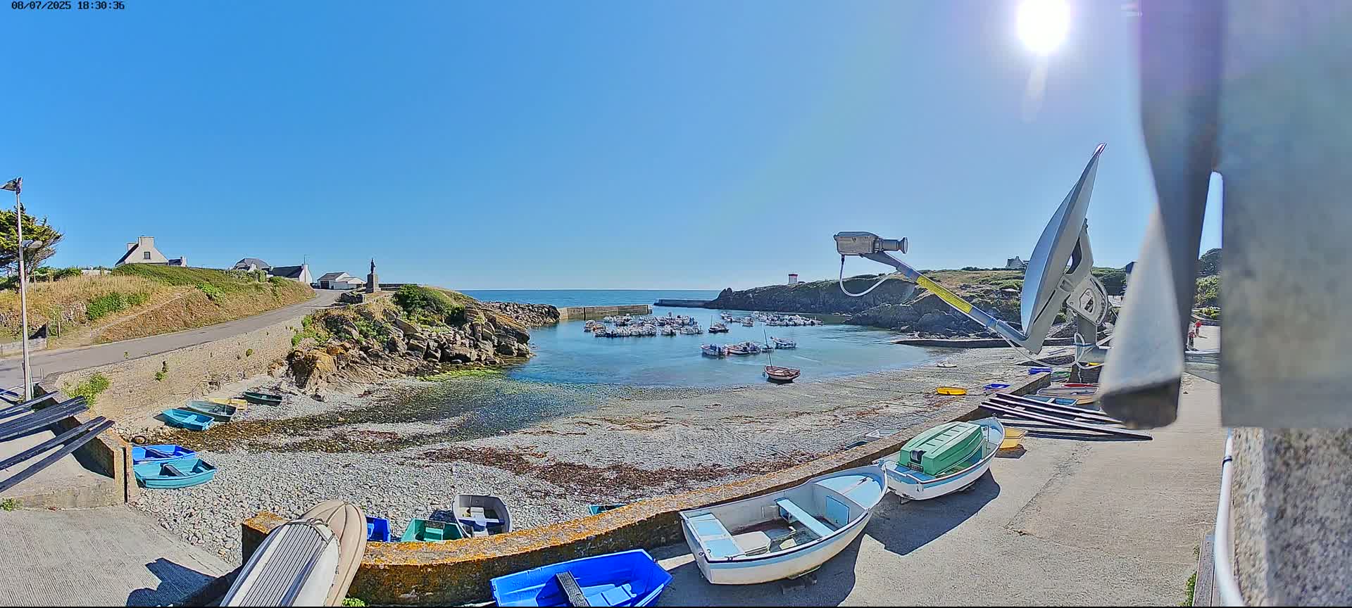 Plouhinec, Pors Poulhan Port Live Cam - Quimper, Finistère, Bretagne, France