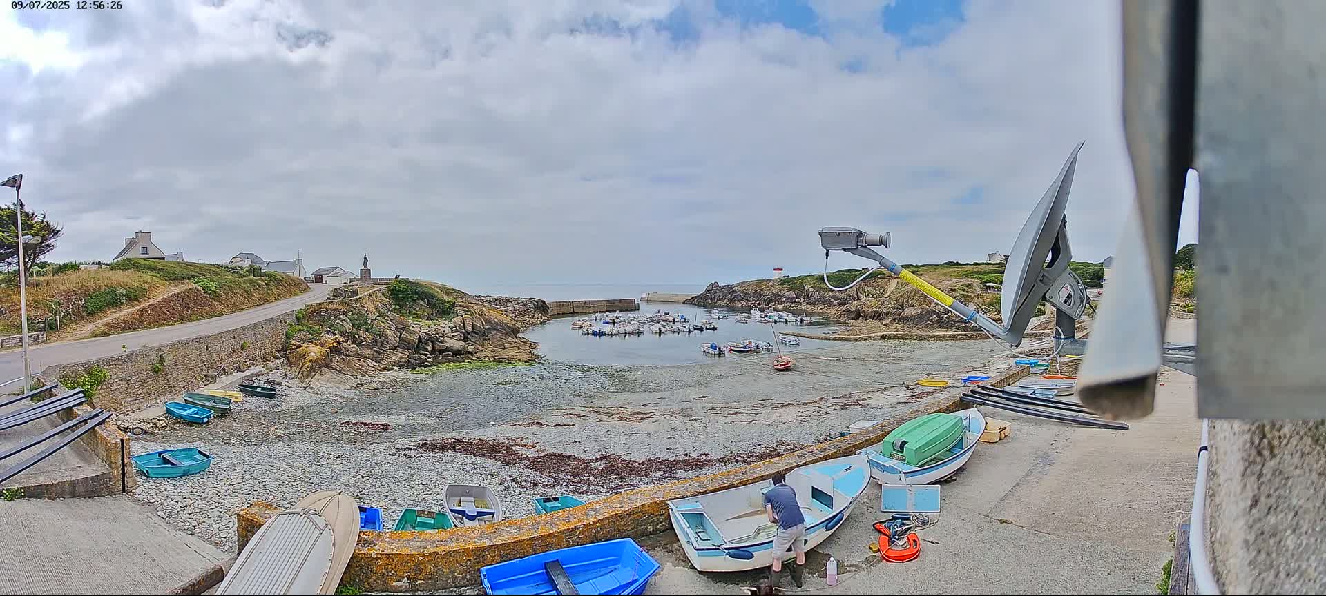 Plouhinec, Pors Poulhan Port Live Cam - Quimper, Finistère, Bretagne, France