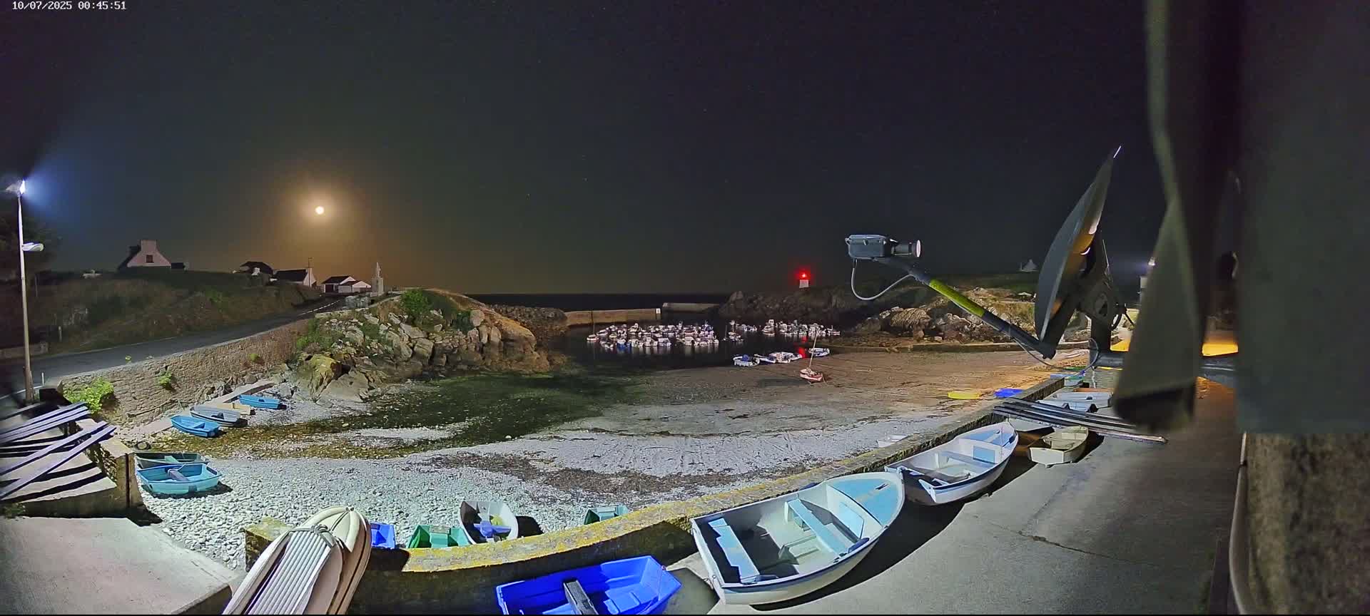 Plouhinec, Pors Poulhan Port Live Cam - Quimper, Finistère, Bretagne, France