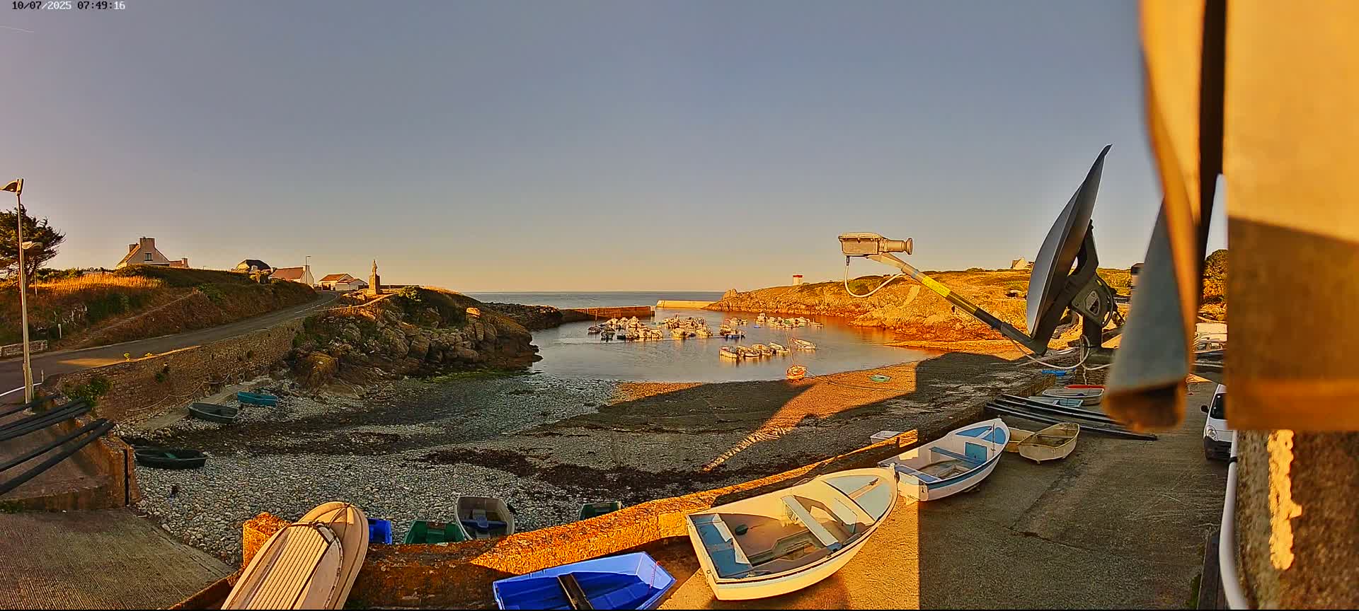 Plouhinec, Pors Poulhan Port Live Cam - Quimper, Finistère, Bretagne, France
