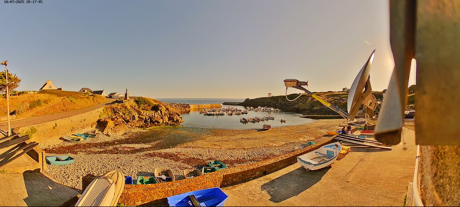 Plouhinec, Pors Poulhan Port Live Cam - Quimper, Finistère, Bretagne, France