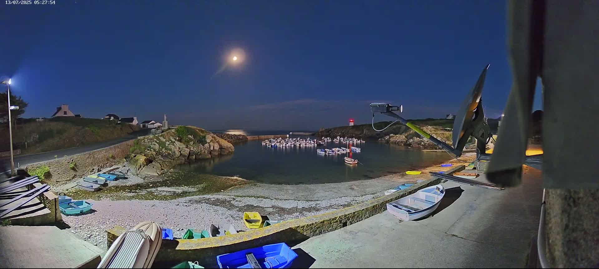 Plouhinec, Pors Poulhan Port Live Cam - Quimper, Finistère, Bretagne, France