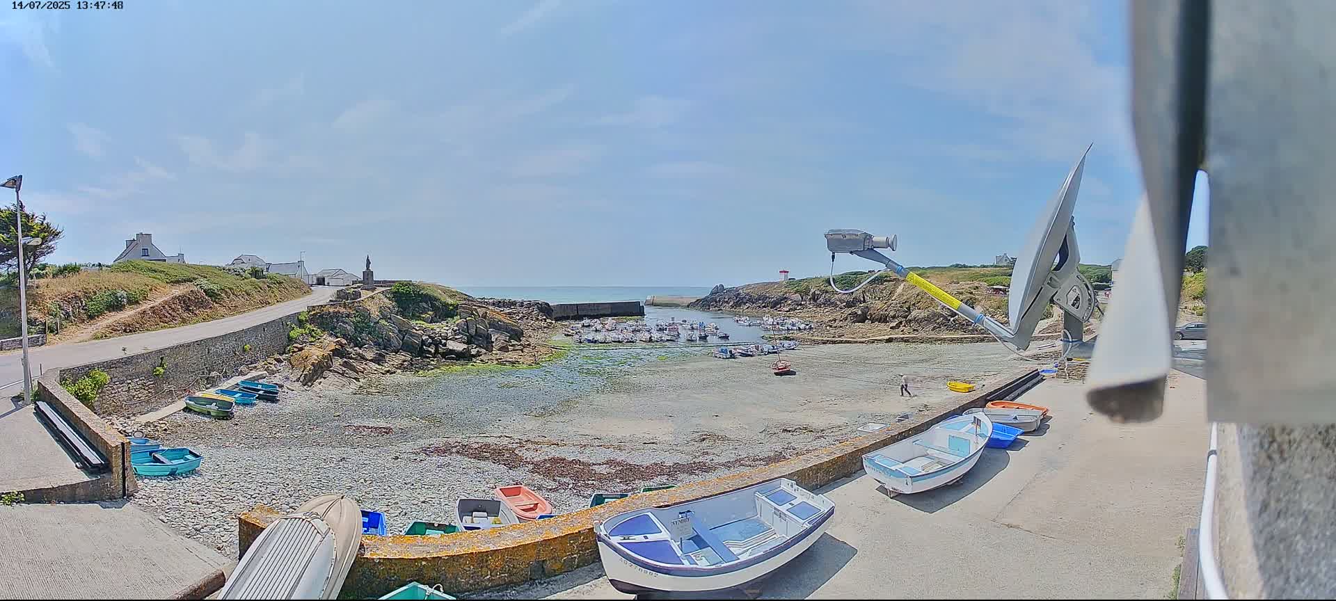 Plouhinec, Pors Poulhan Port Live Cam - Quimper, Finistère, Bretagne, France