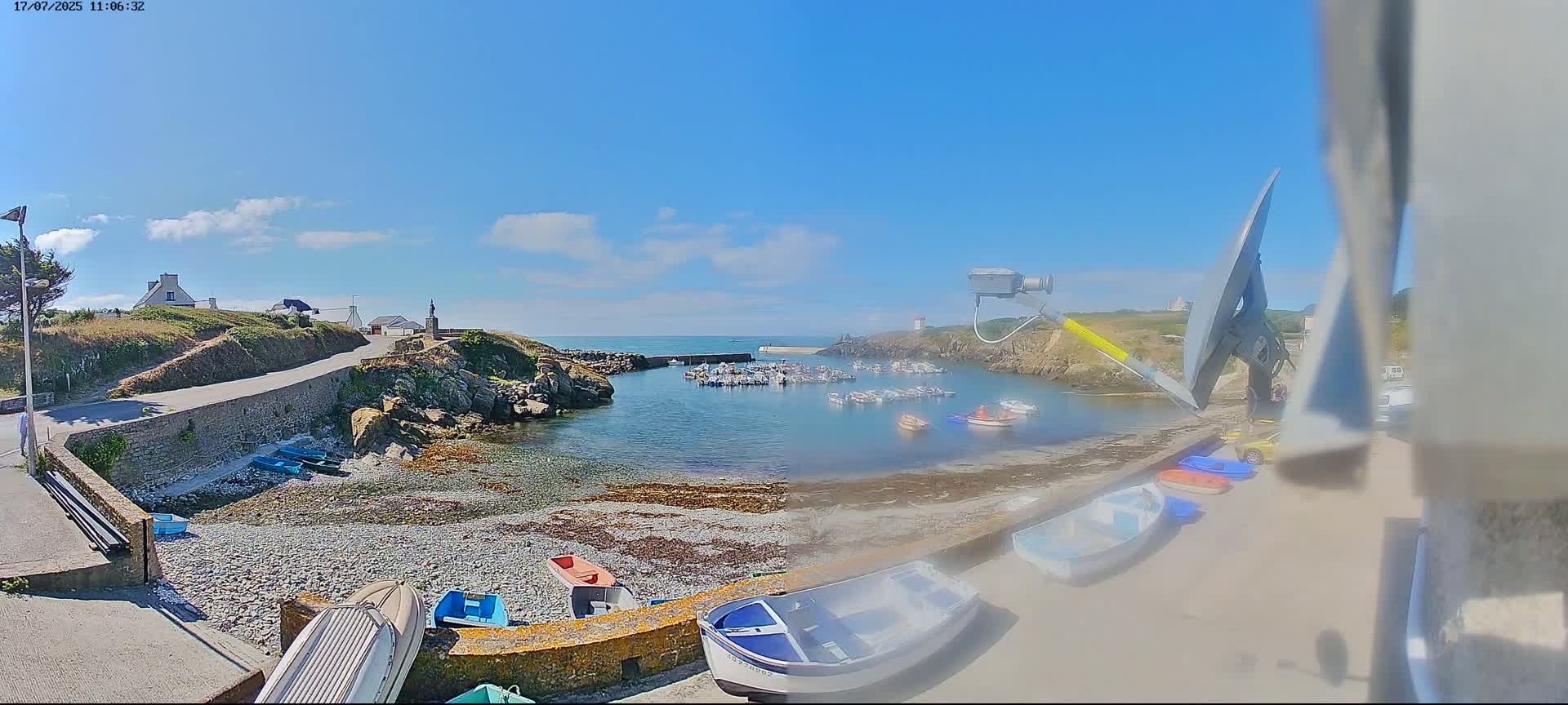 Plouhinec, Pors Poulhan Port Live Cam - Quimper, Finistère, Bretagne, France