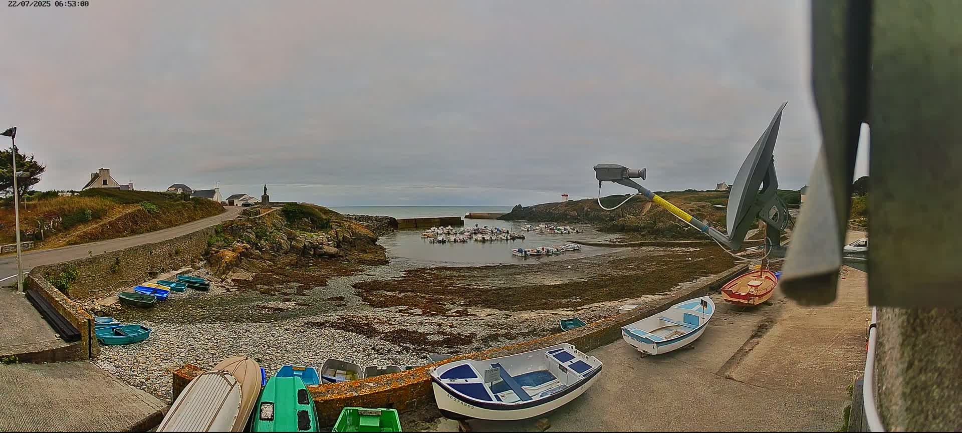 Plouhinec, Pors Poulhan Port Live Cam - Quimper, Finistère, Bretagne, France