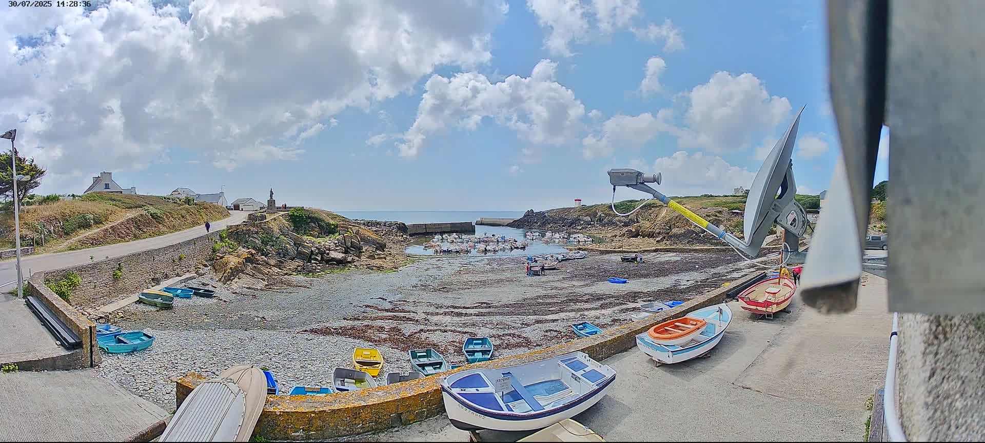 Plouhinec, Pors Poulhan Port Live Cam - Quimper, Finistère, Bretagne, France