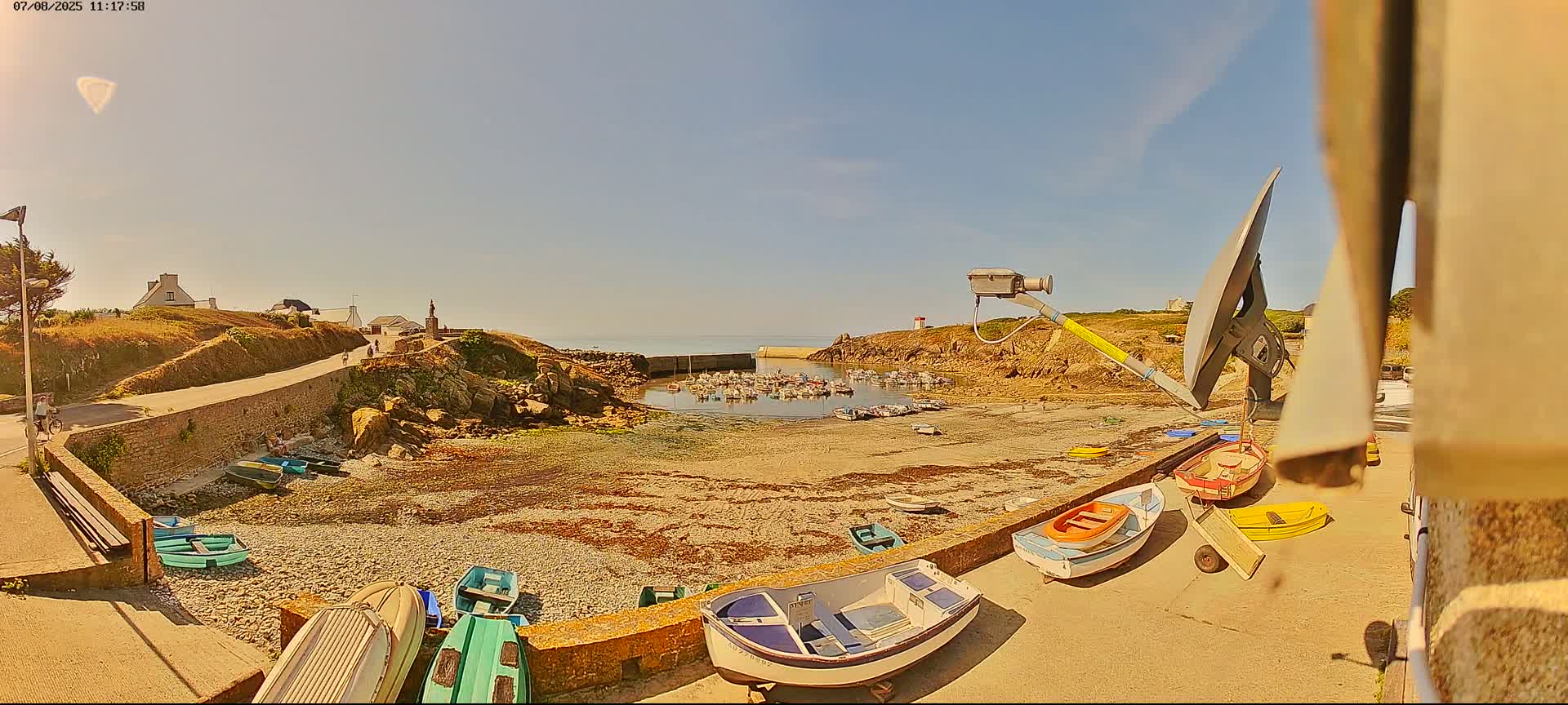 Plouhinec, Pors Poulhan Port Live Cam - Quimper, Finistère, Bretagne, France