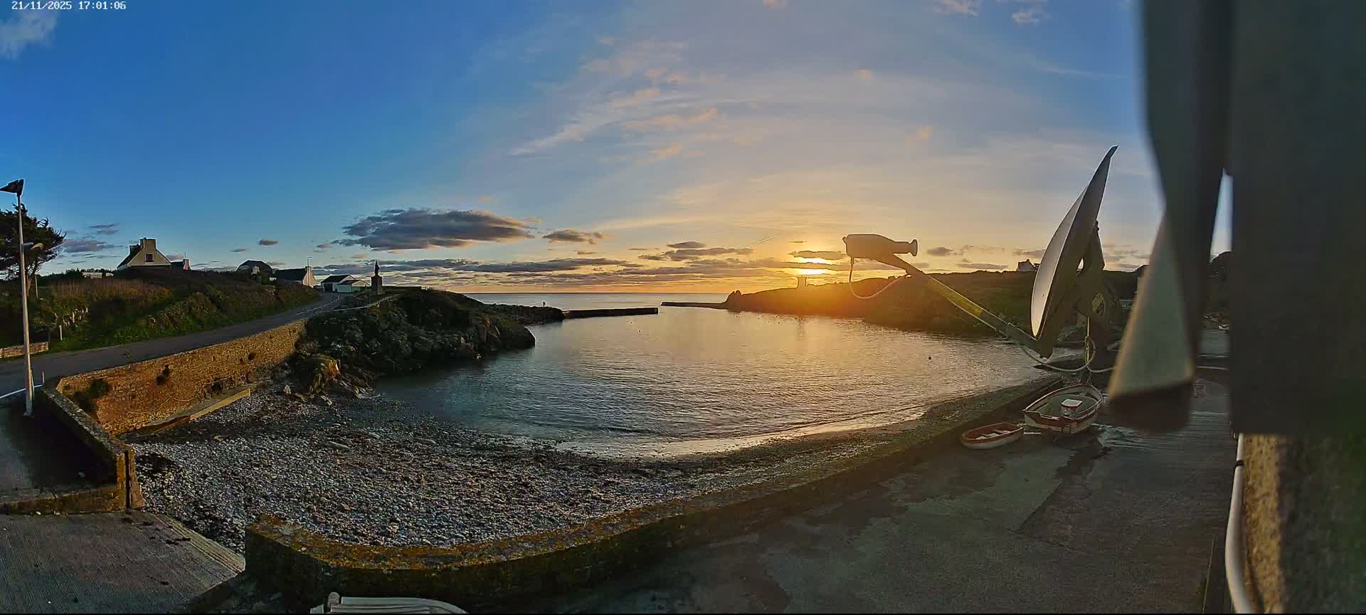 Plouhinec, Pors Poulhan Port Live Cam - Quimper, Finistère, Bretagne, France