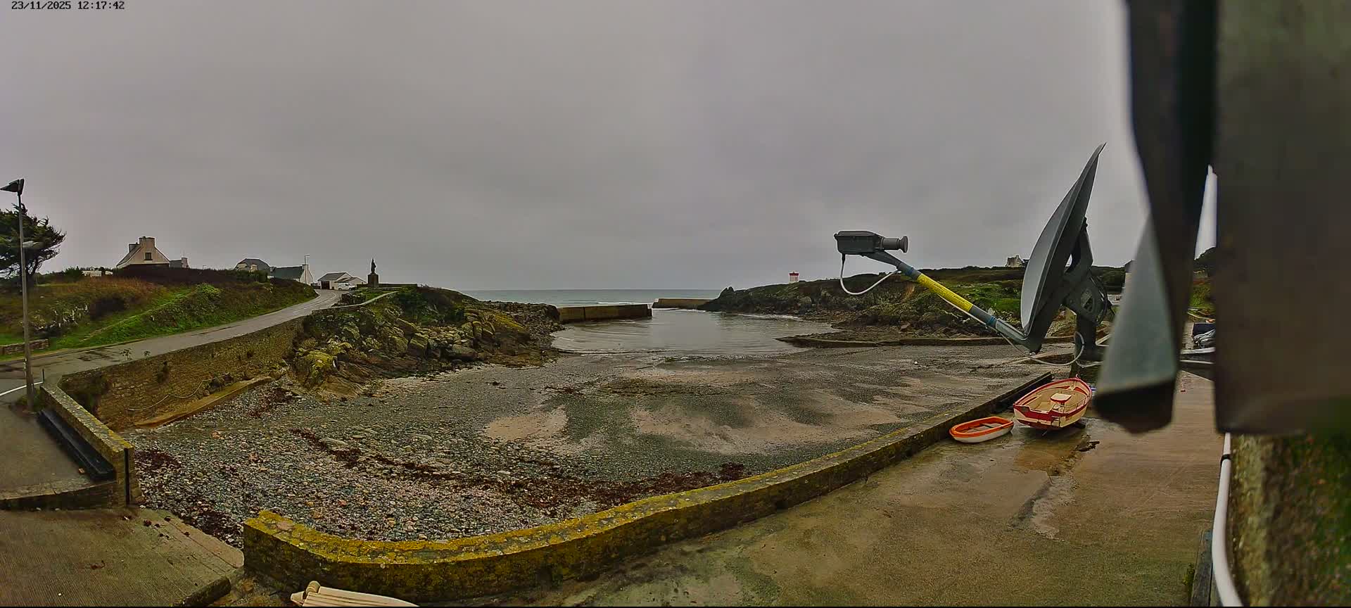 Plouhinec, Pors Poulhan Port Live Cam - Quimper, Finistère, Bretagne, France