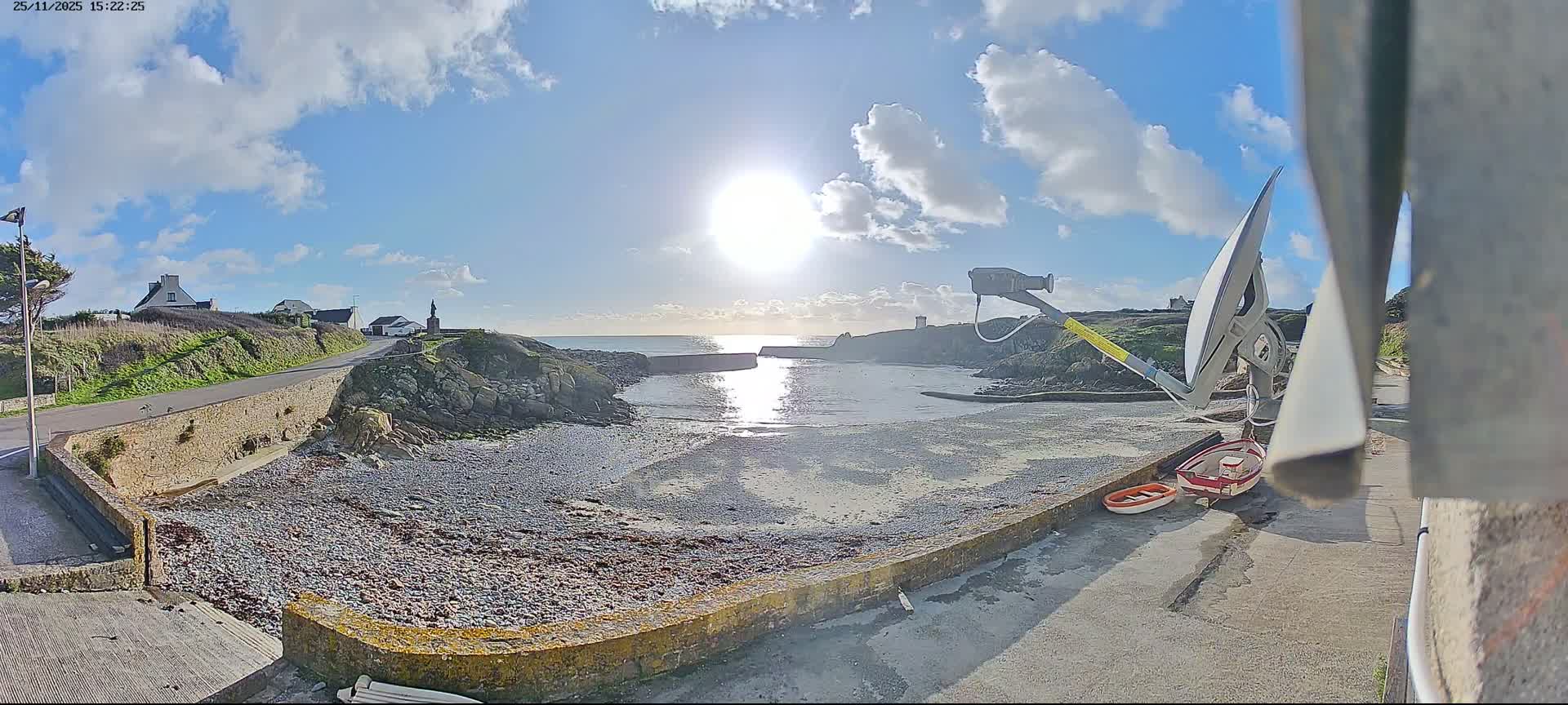 Plouhinec, Pors Poulhan Port Live Cam - Quimper, Finistère, Bretagne, France