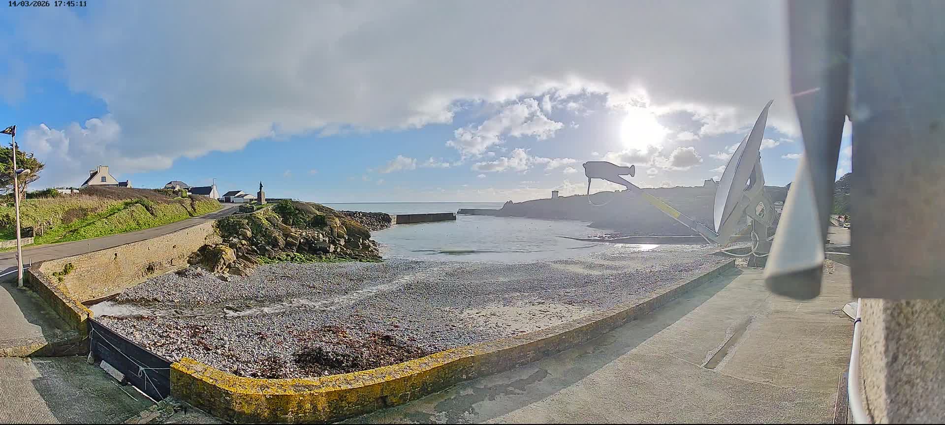 Plouhinec, Pors Poulhan Port Live Cam - Quimper, Finistère, Bretagne, France