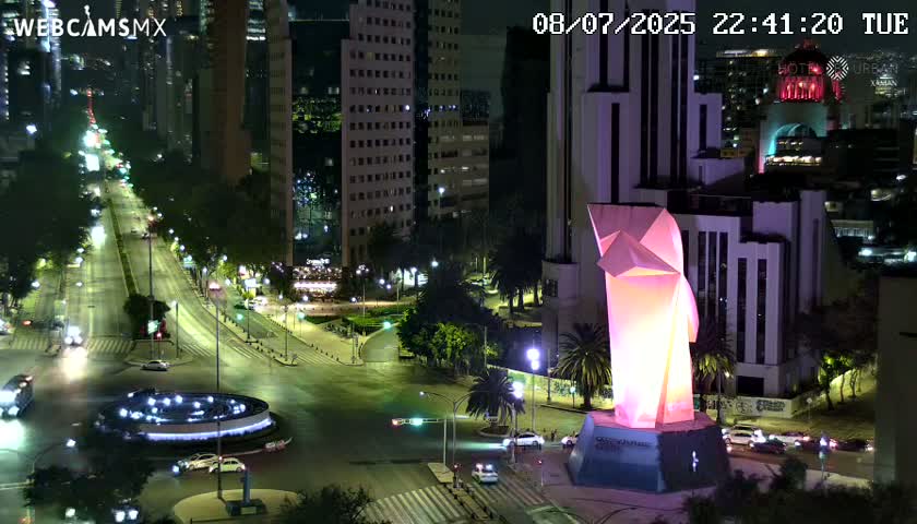 Ciudad de Mexico ,Avenida Paseo de la Reforma Avenue & Torre Caballito (Little Horse Tower) Live Cam -  Cuauhtemoc, Ciudad de Mexico, Mexico