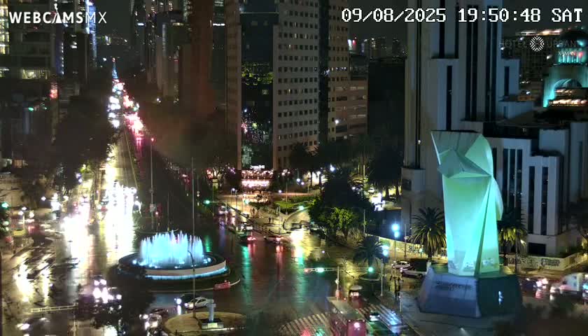 Ciudad de Mexico ,Avenida Paseo de la Reforma Avenue & Torre Caballito (Little Horse Tower) Live Cam -  Cuauhtemoc, Ciudad de Mexico, Mexico
