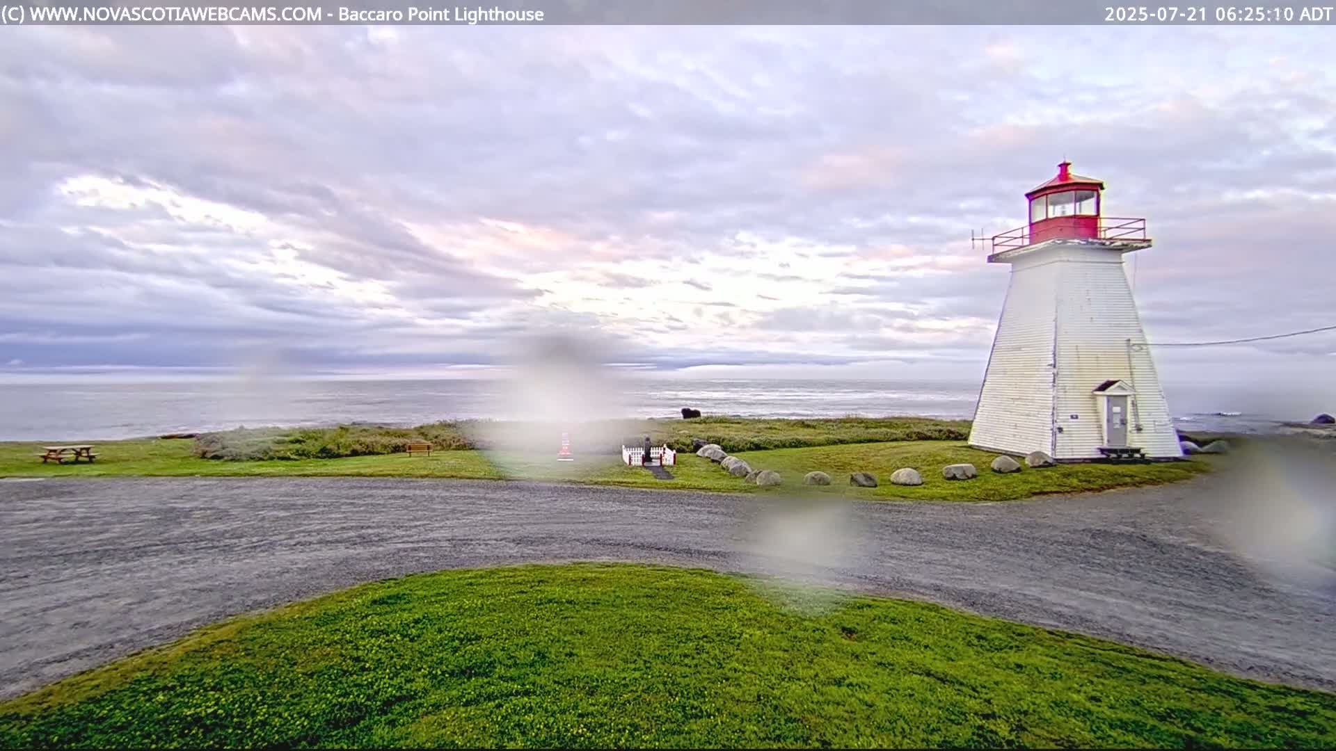 Baccaro Point Lighthouse Live Cam - Barrington, Shelburne, Nova Scotia, Canada