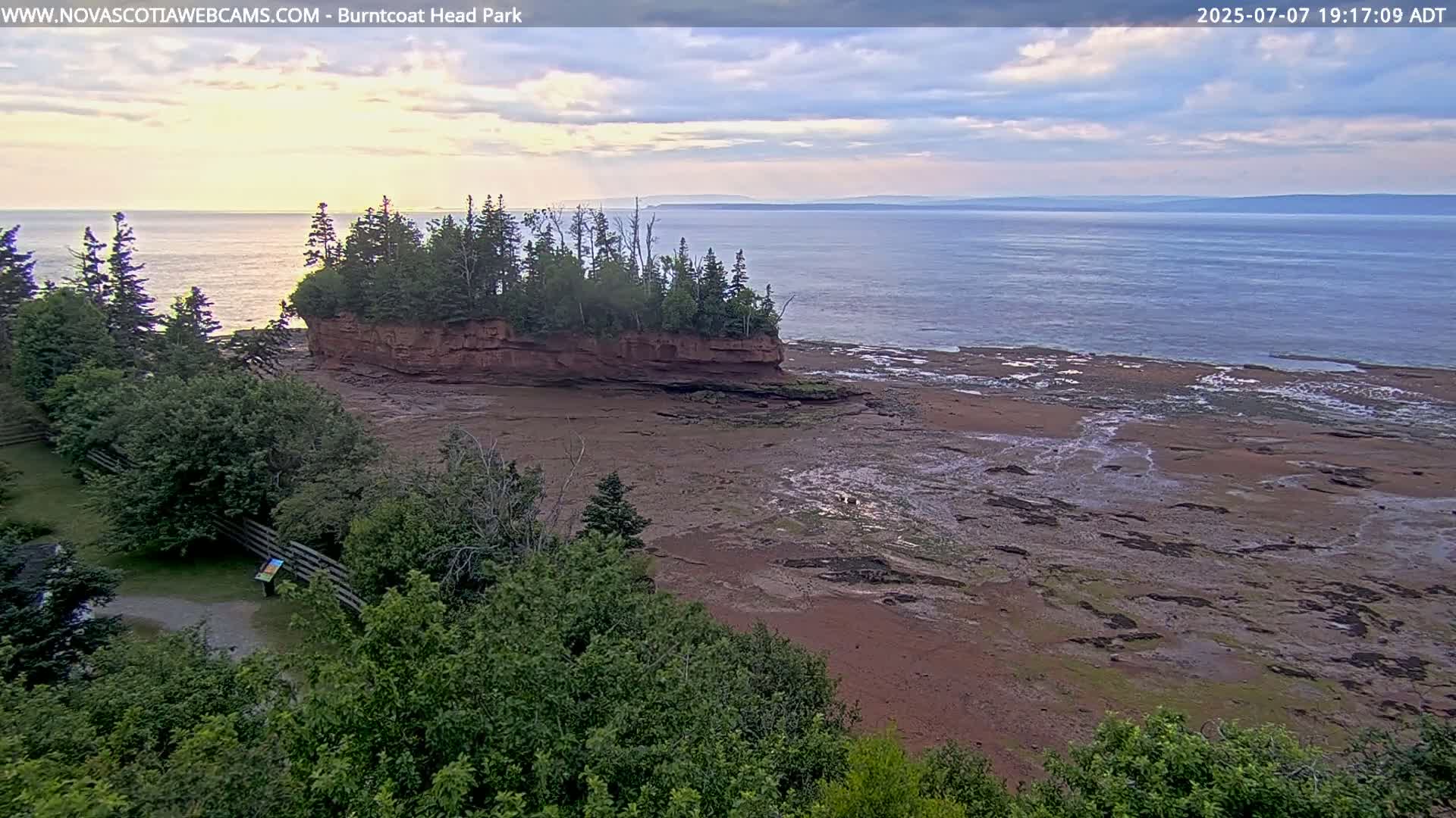 Burntcoat Head Park & Minas Basin Live Cam - East Hants, Hants, Nova Scotia, Canada
