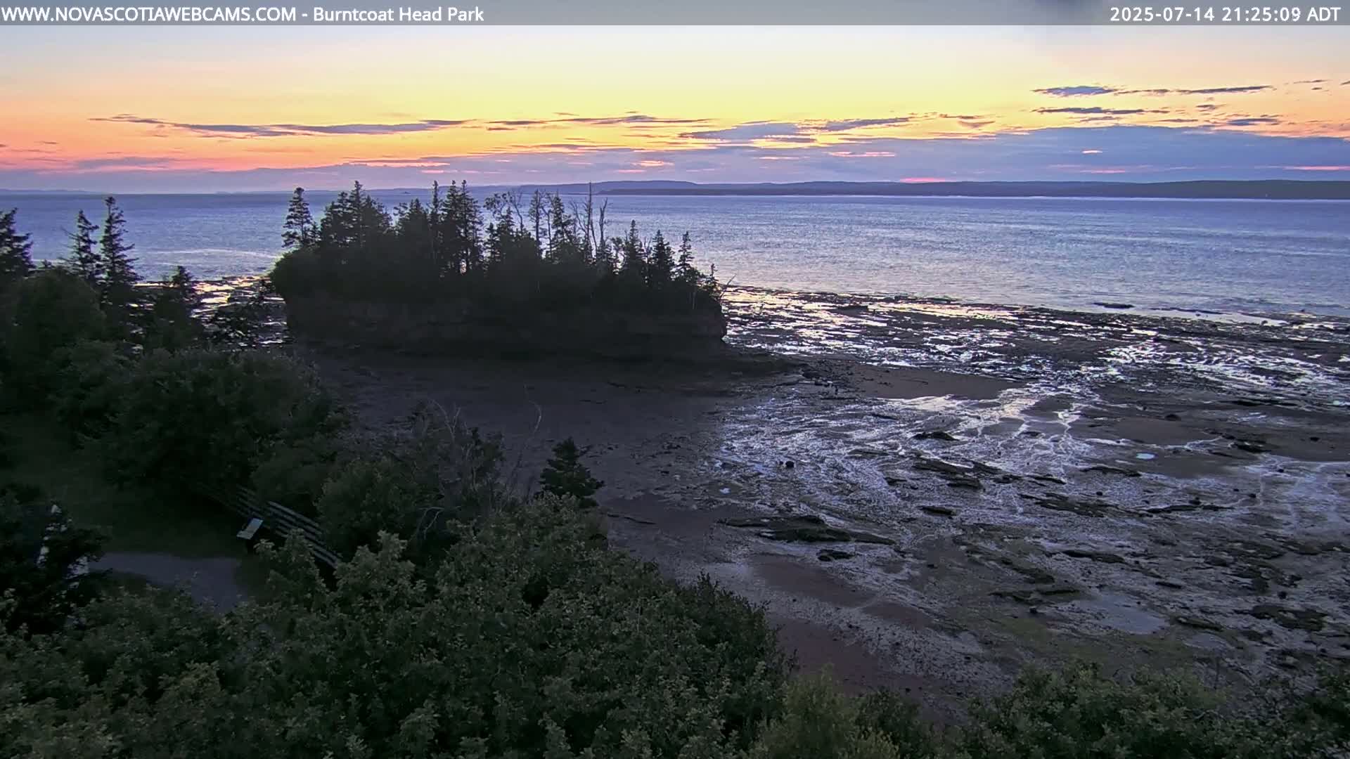 Burntcoat Head Park & Minas Basin Live Cam - East Hants, Hants, Nova Scotia, Canada
