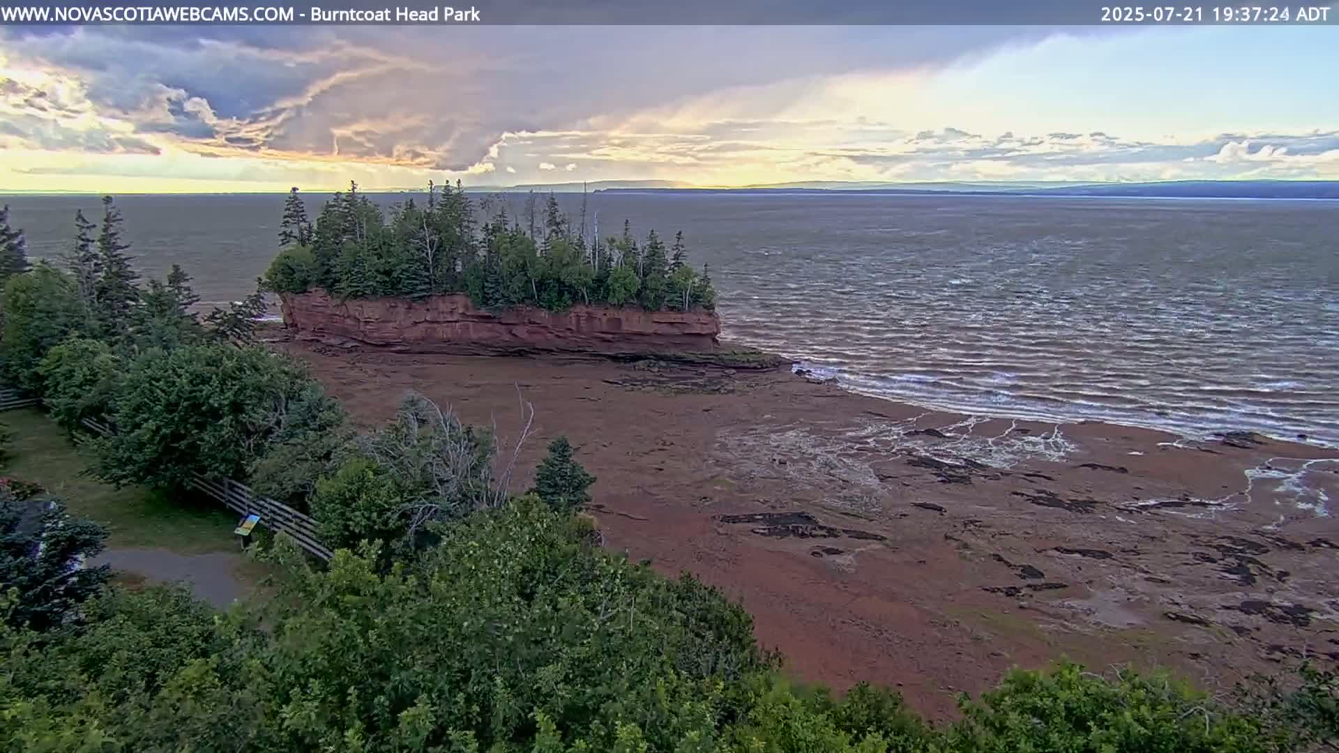 Burntcoat Head Park & Minas Basin Live Cam - East Hants, Hants, Nova Scotia, Canada