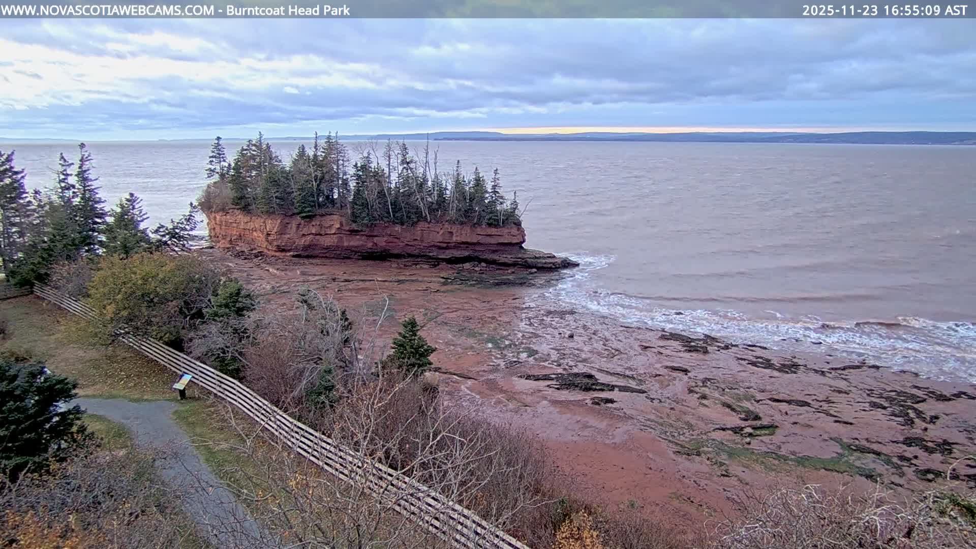 Burntcoat Head Park & Minas Basin Live Cam - East Hants, Hants, Nova Scotia, Canada