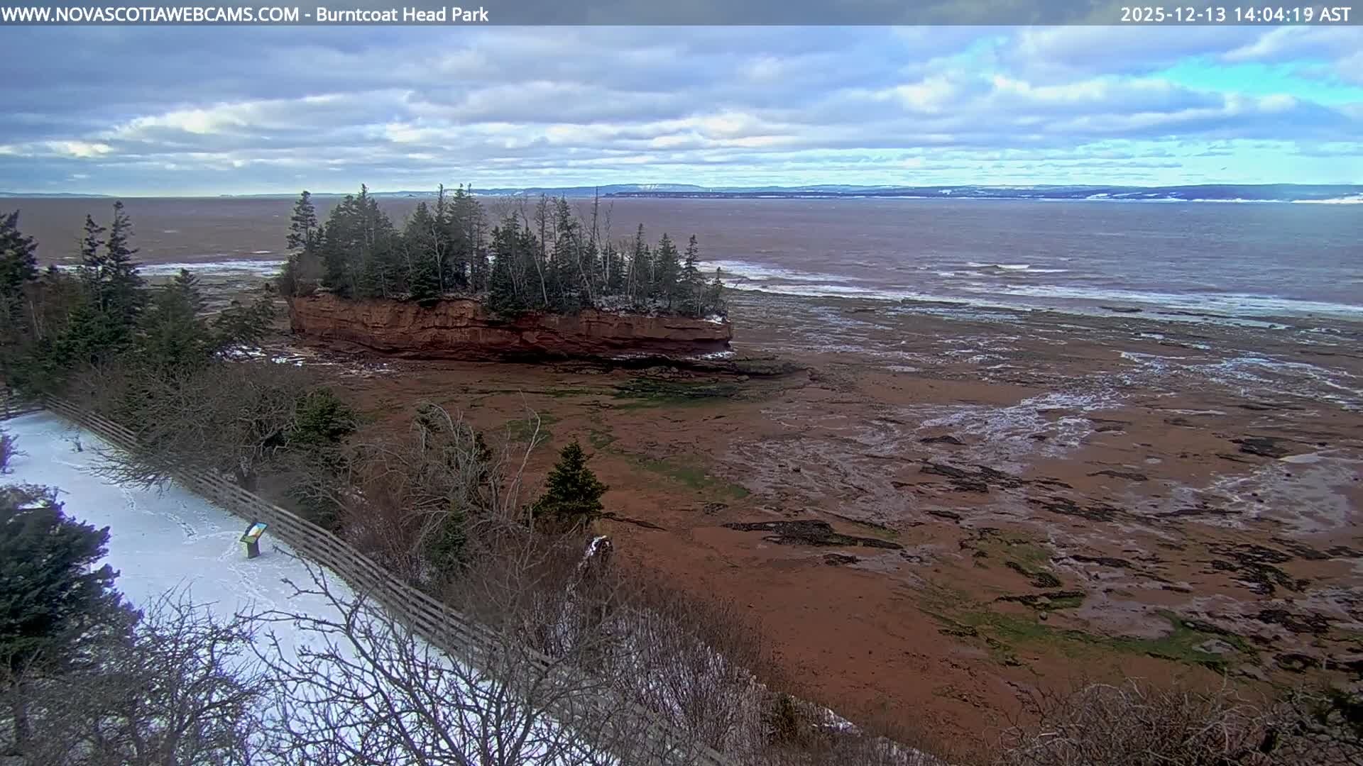Burntcoat Head Park & Minas Basin Live Cam - East Hants, Hants, Nova Scotia, Canada