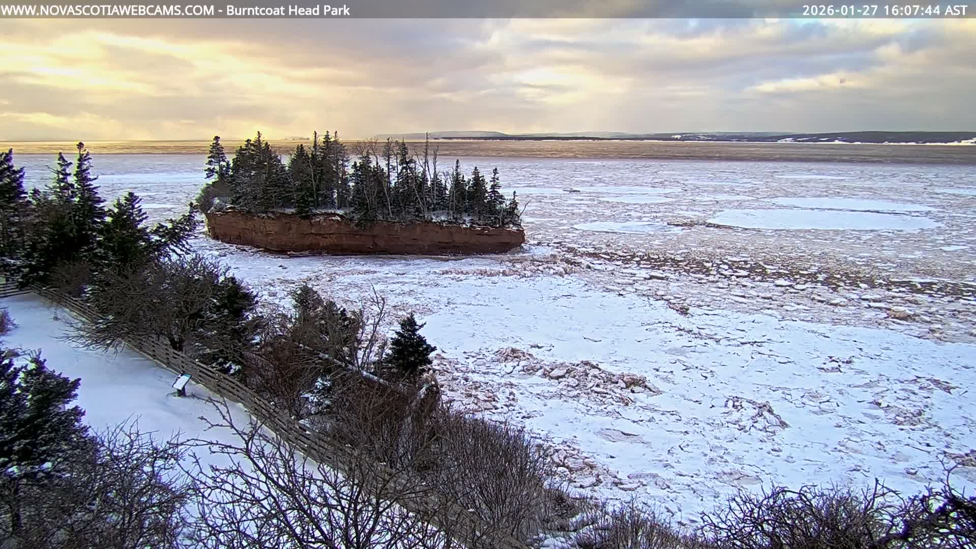 Burntcoat Head Park & Minas Basin Live Cam - East Hants, Hants, Nova Scotia, Canada