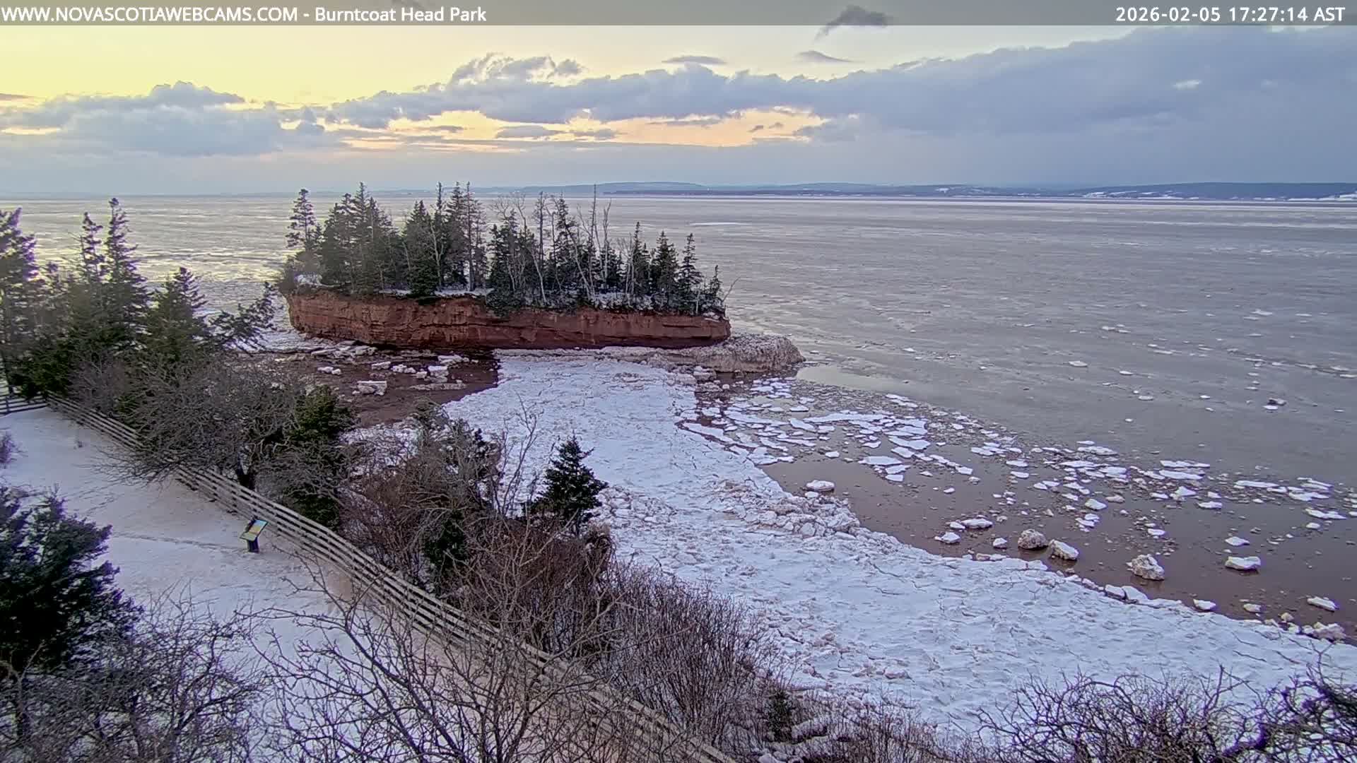 Burntcoat Head Park & Minas Basin Live Cam - East Hants, Hants, Nova Scotia, Canada