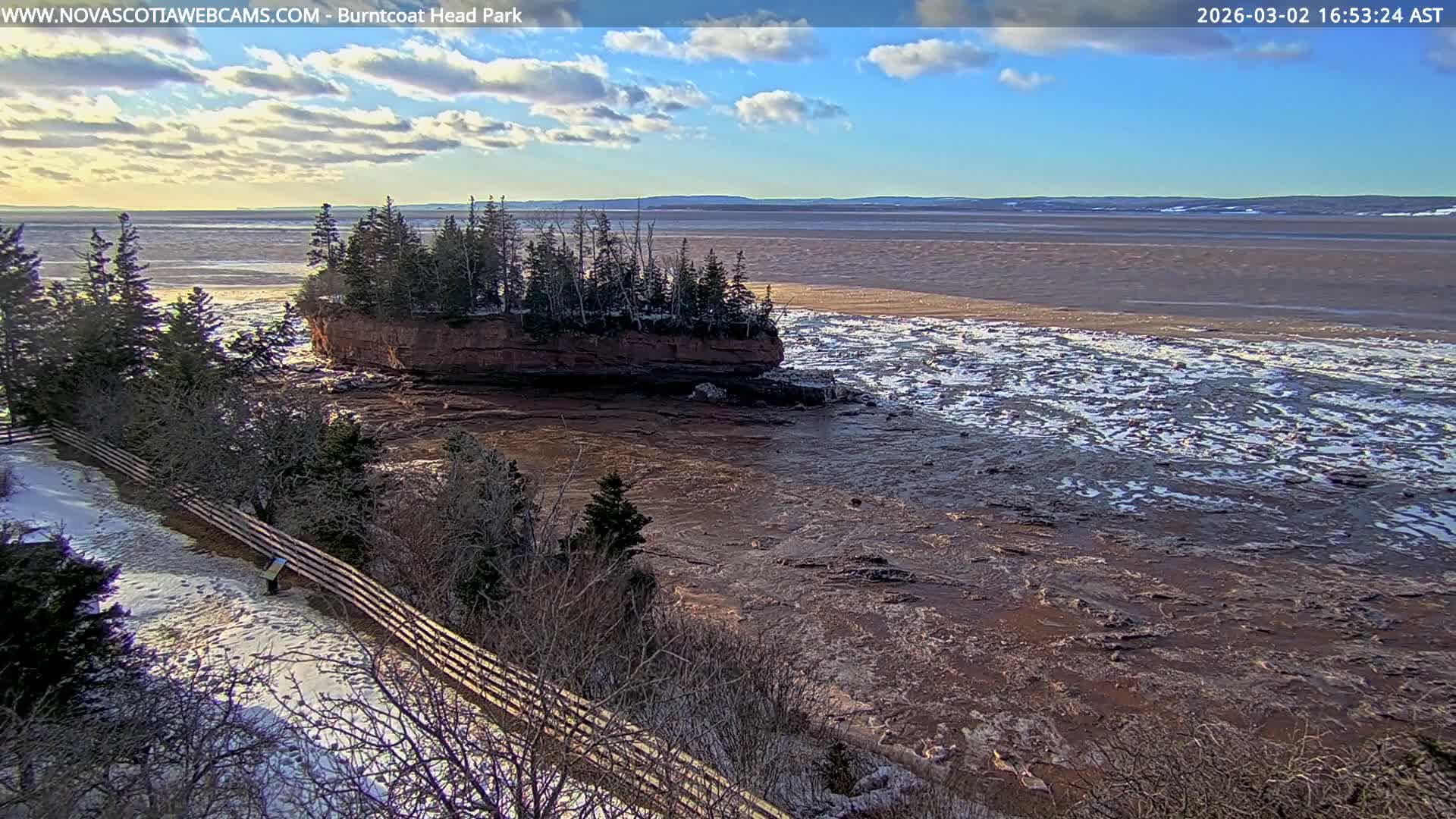 Burntcoat Head Park & Minas Basin Live Cam - East Hants, Hants, Nova Scotia, Canada