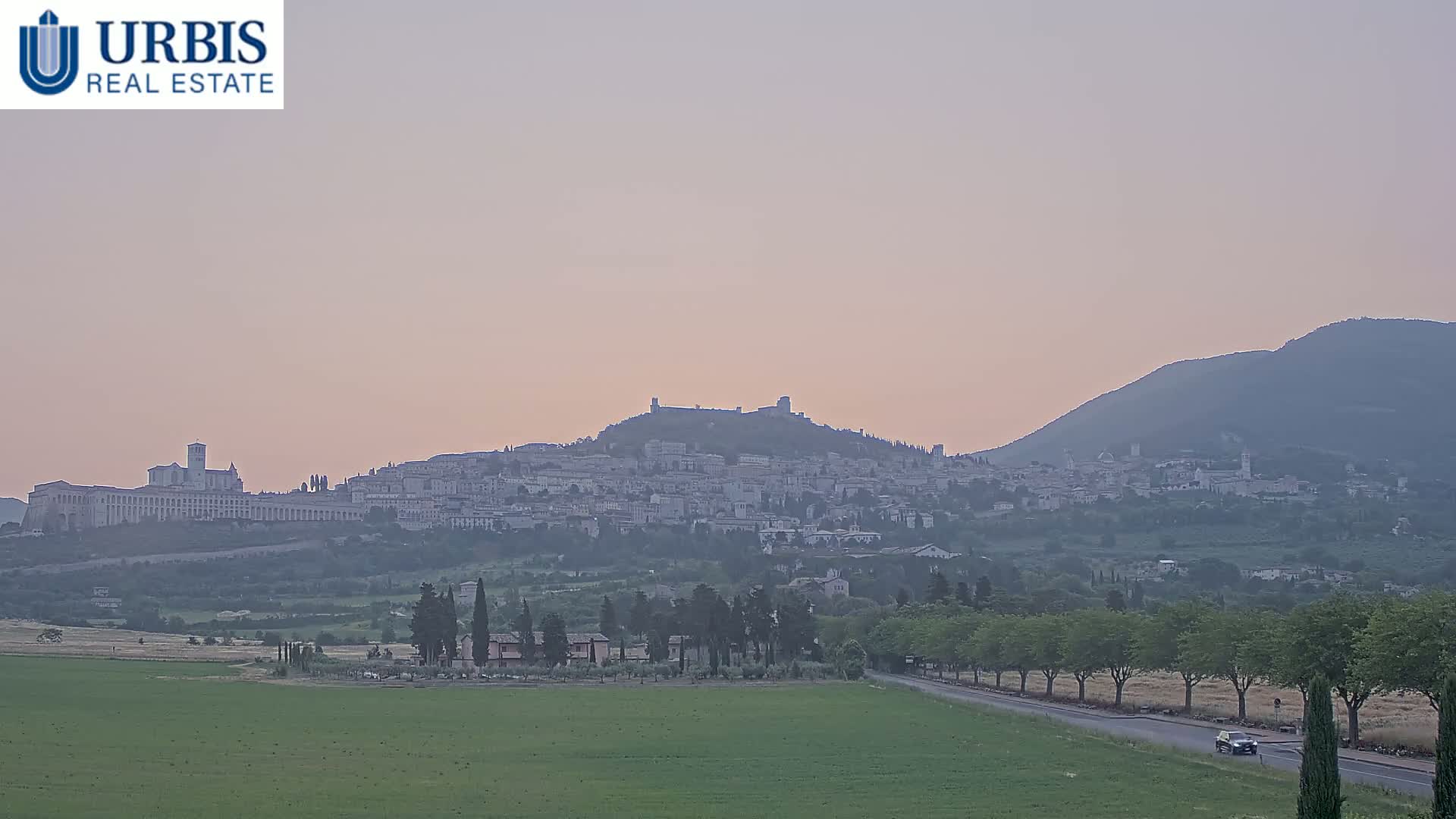 Assisi City Live Cam - Perugia, Umbria, Italy
