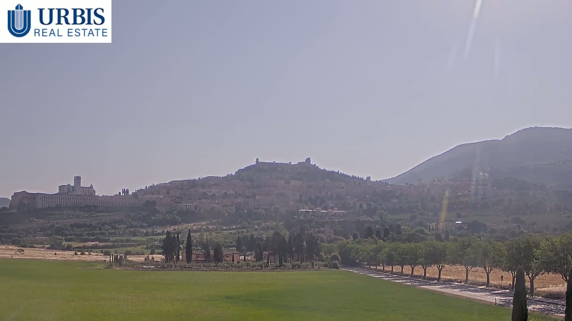 Assisi City Live Cam - Perugia, Umbria, Italy