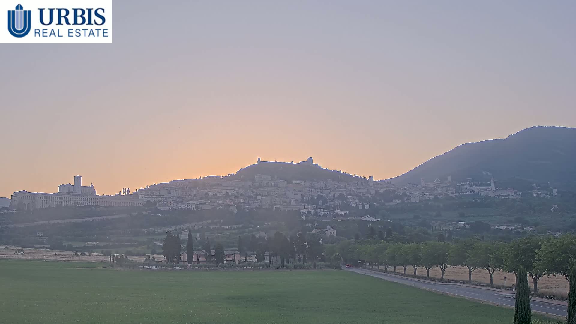 Assisi City Live Cam - Perugia, Umbria, Italy