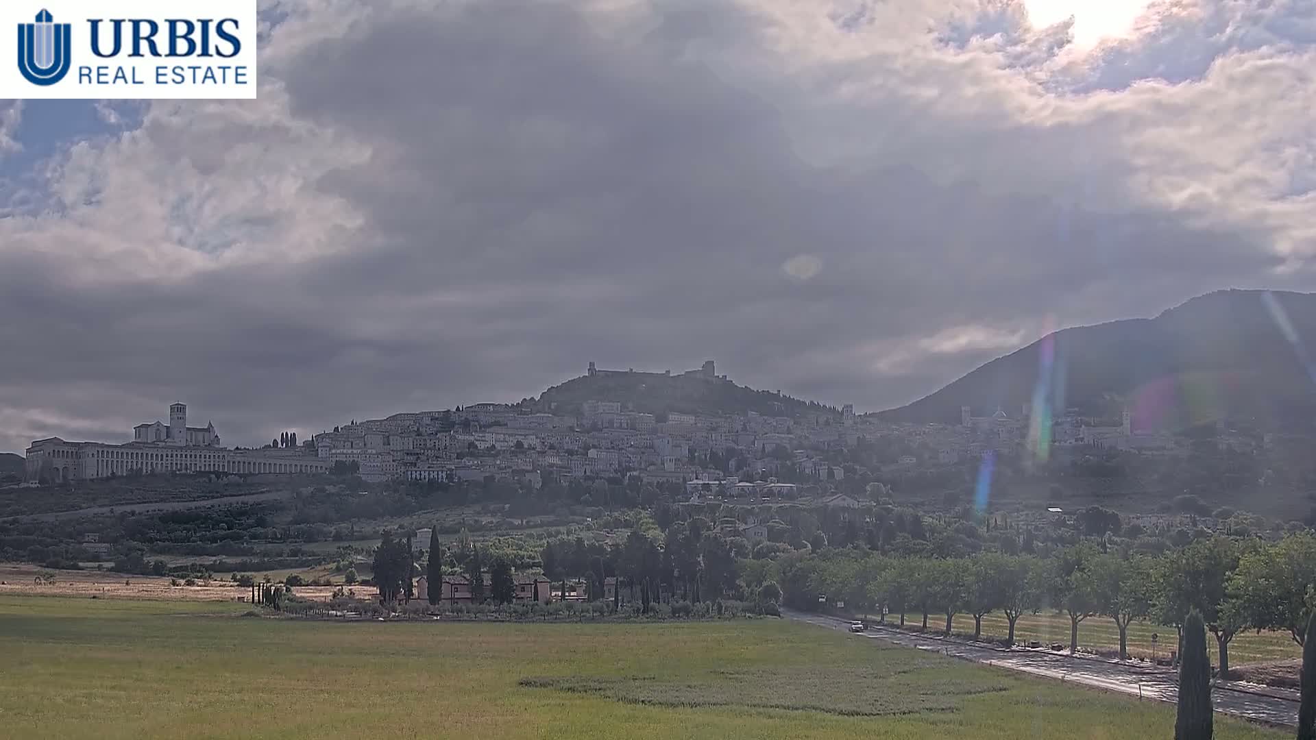 Assisi City Live Cam - Perugia, Umbria, Italy